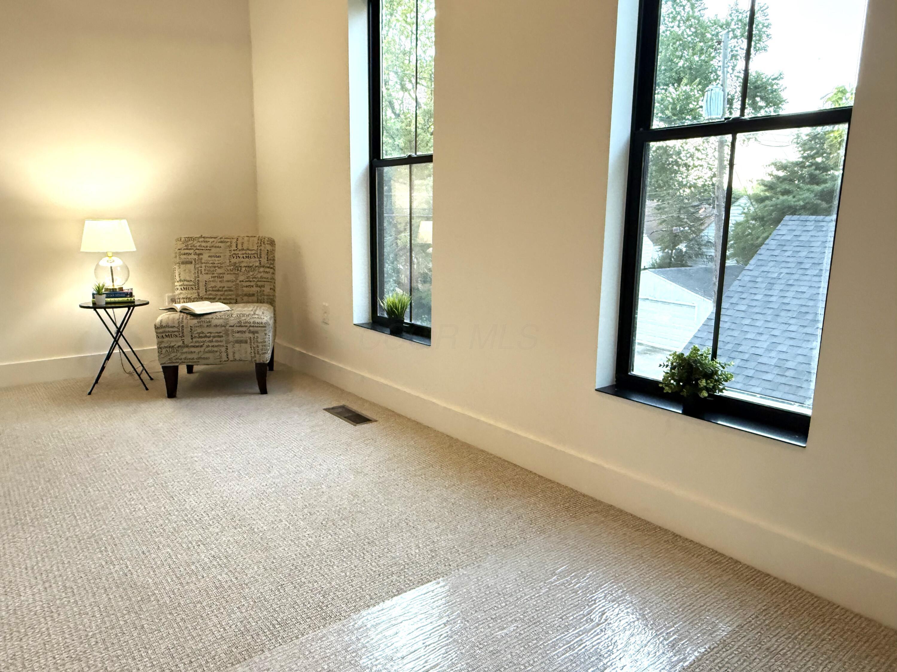 Columbus, Ohio, 43202, United States, 3 Bedrooms Bedrooms, ,3 BathroomsBathrooms,Residential,For Sale,1947098