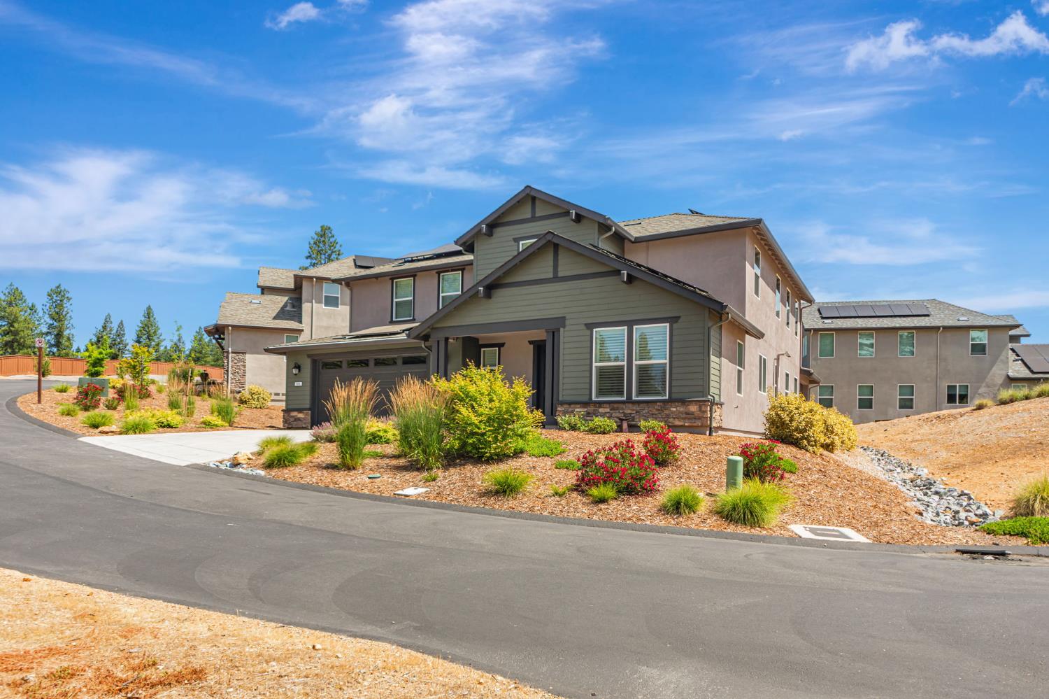 Colfax, California, 95713, United States, 3 Bedrooms Bedrooms, ,3 BathroomsBathrooms,Residential,For Sale,1883373