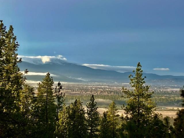 Newman Lake, Washington, 99025, United States, 3 Bedrooms Bedrooms, ,4 BathroomsBathrooms,Residential,For Sale,2028659