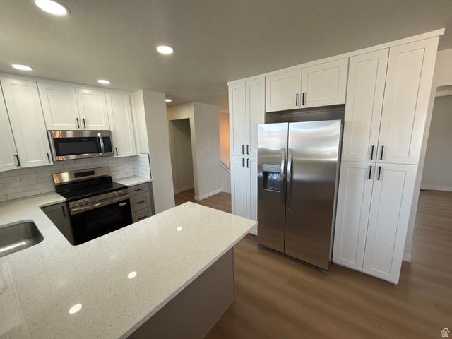 Salt Lake City, Utah, 84118, United States, 4 Bedrooms Bedrooms, ,2 BathroomsBathrooms,Residential,For Sale,2048283