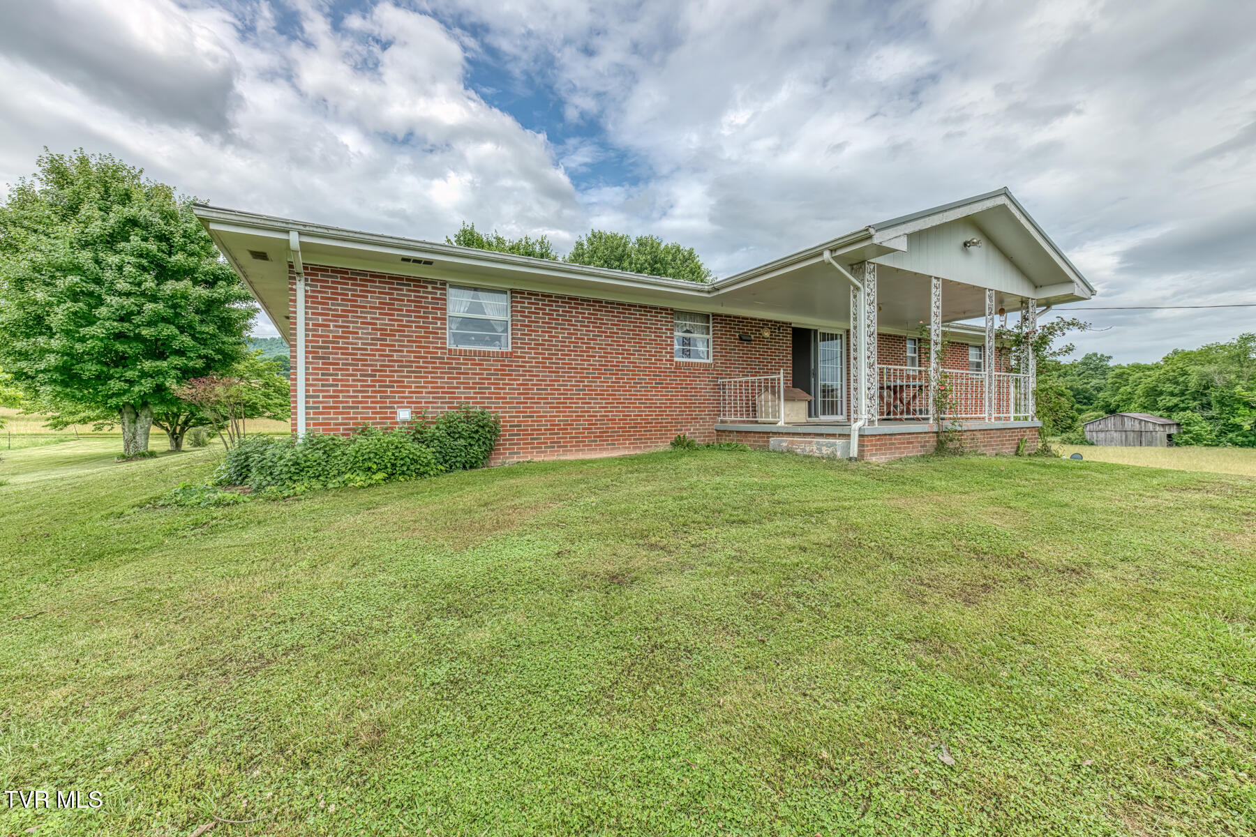 Chuckey, Tennessee, 37641, United States, 3 Bedrooms Bedrooms, ,1 BathroomBathrooms,Residential,For Sale,2048745