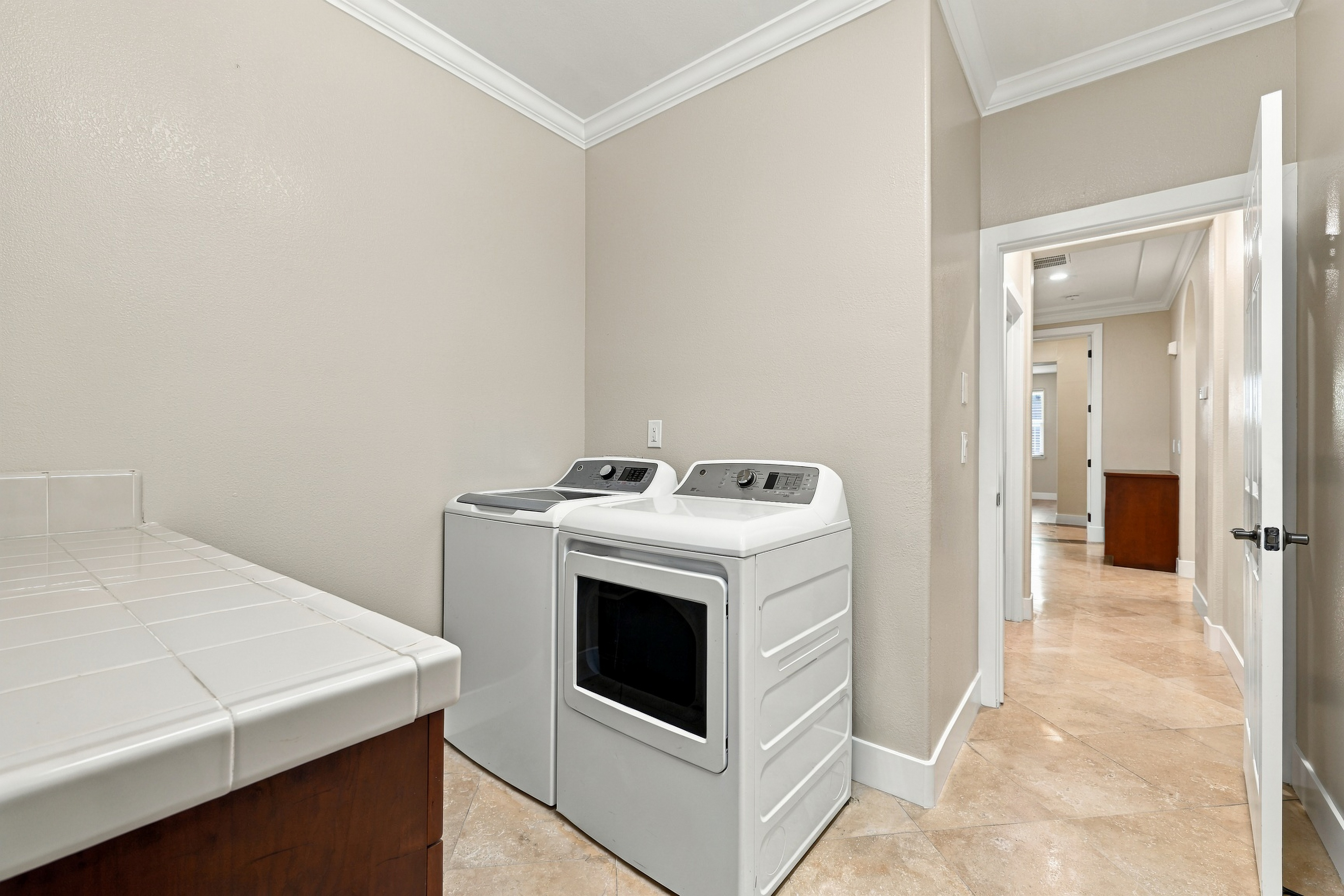  5602 Pop Becker Street, Sacramento, CA 95835 - 物件實景