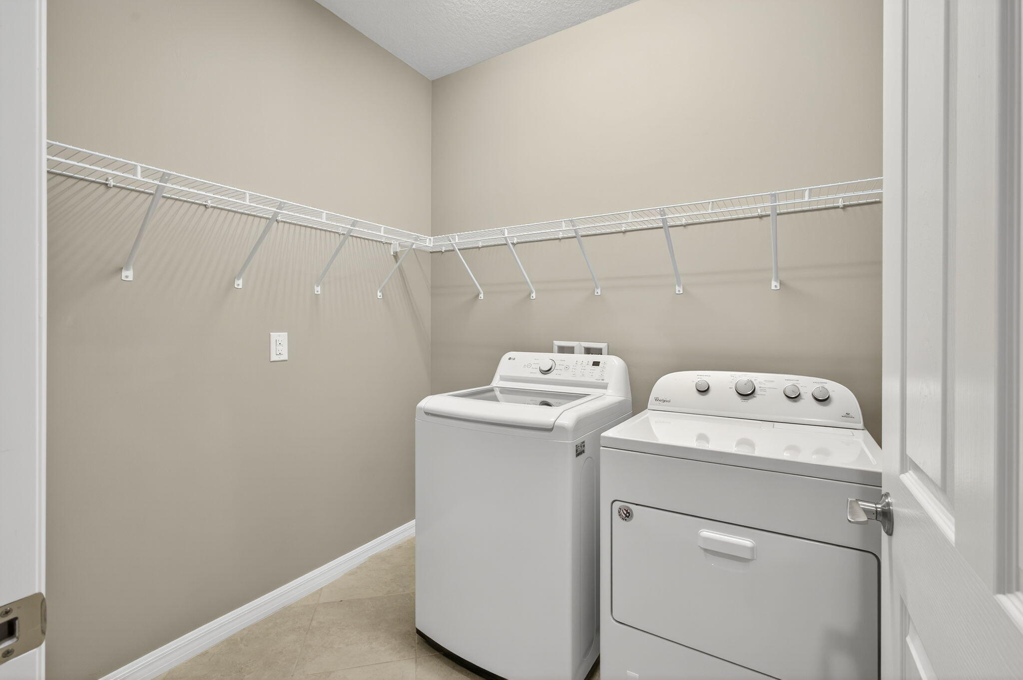 Port Saint Lucie, Florida, 34984, United States, 3 Bedrooms Bedrooms, ,2 BathroomsBathrooms,Residential,For Sale,1895716