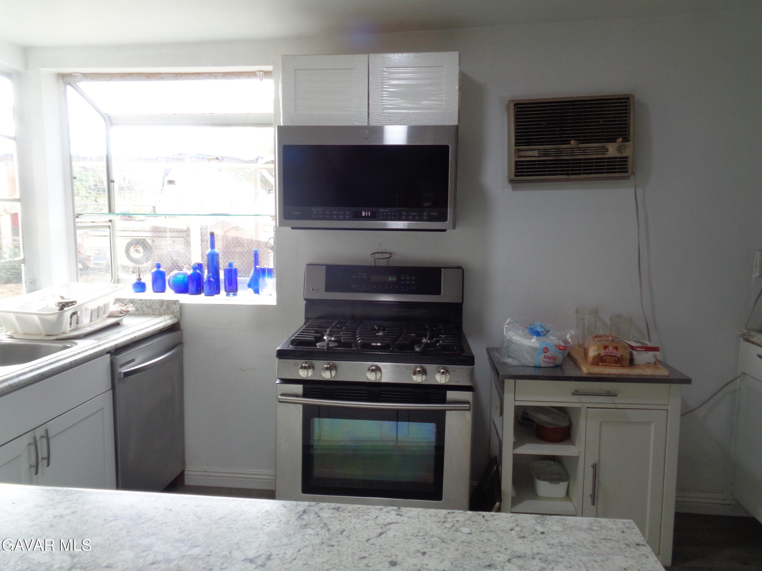 Littlerock, California, 93543, United States, 5 Bedrooms Bedrooms, ,1 BathroomBathrooms,Residential,For Sale,1975101