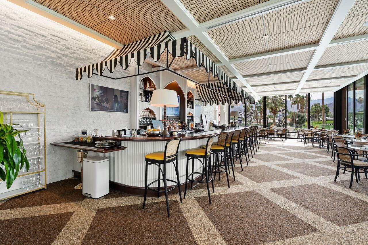 Palm Desert, California, 92260, United States, 2 Bedrooms Bedrooms, ,2 BathroomsBathrooms,Residential,For Sale,1992919