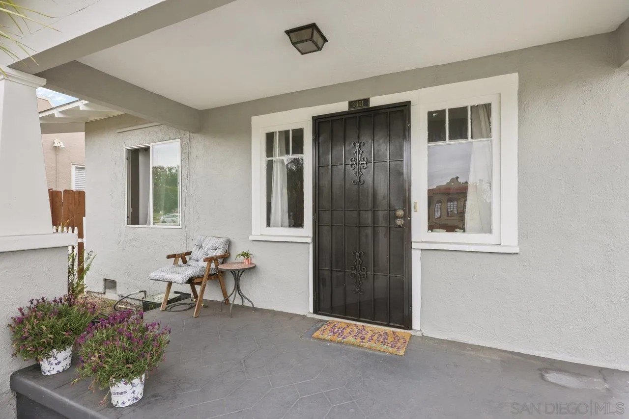 San Diego, California, 92104, United States, 2 Bedrooms Bedrooms, ,1 BathroomBathrooms,Residential,For Sale,1906759