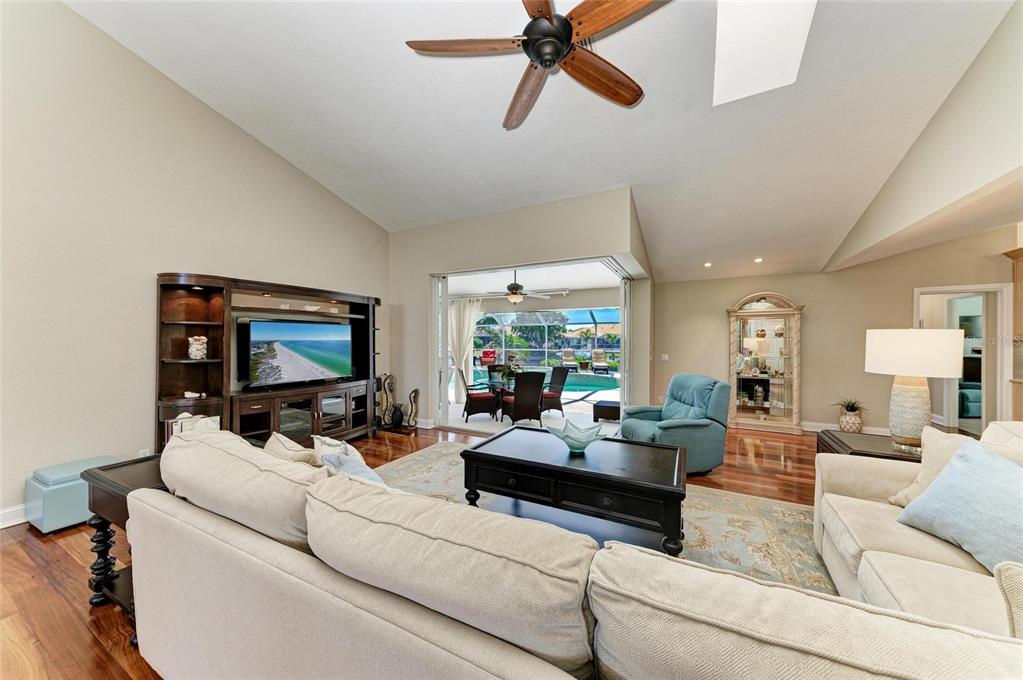 Punta Gorda, Florida, 33950, United States, 4 Bedrooms Bedrooms, ,2 BathroomsBathrooms,Residential,For Sale,1804003
