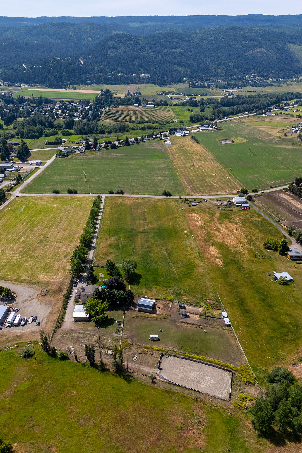  Ten Acres in Coldstream - 物件實景