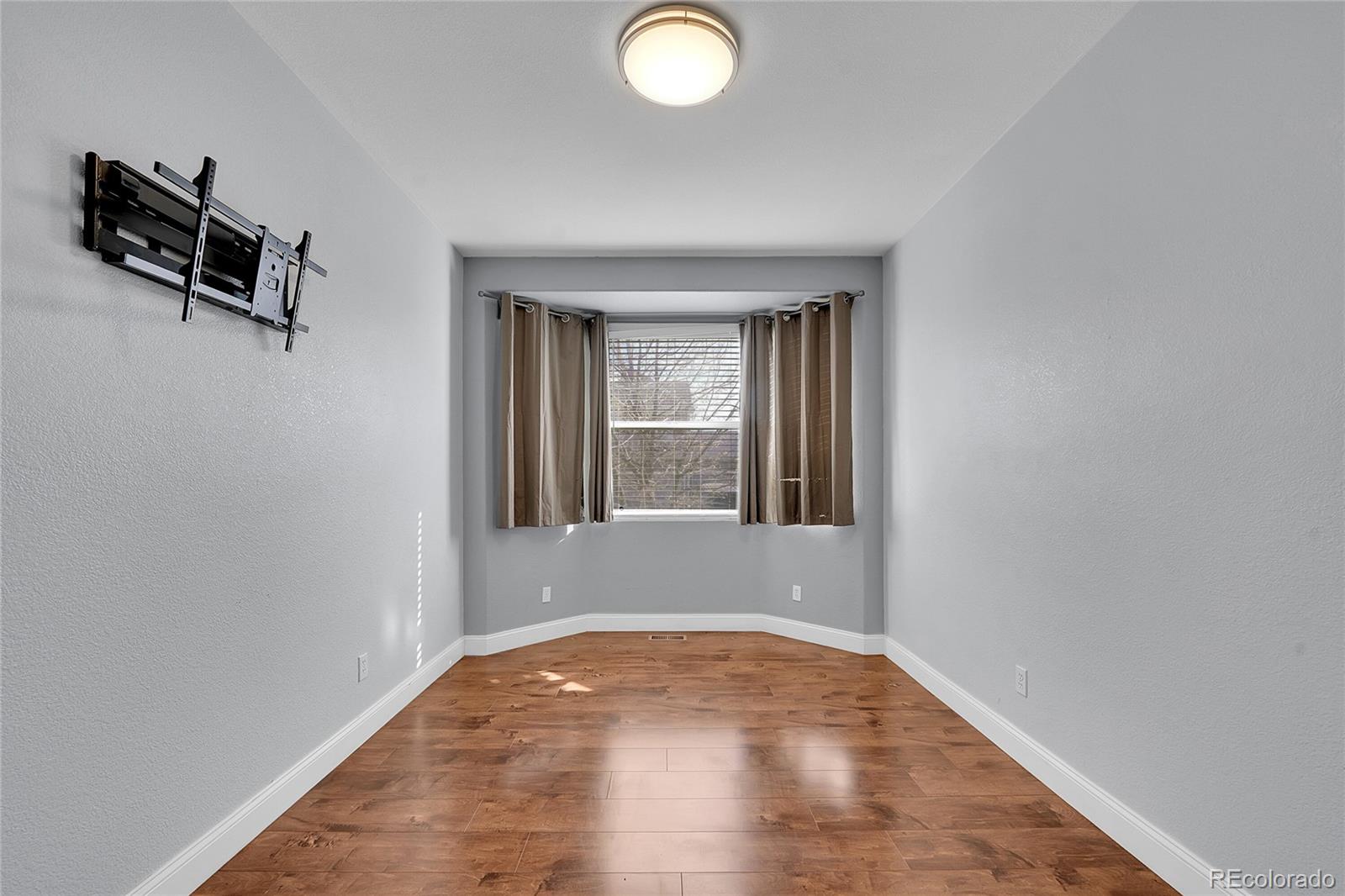 Commerce City, Colorado, 80022, United States, 3 Bedrooms Bedrooms, ,2 BathroomsBathrooms,Residential,For Sale,1997456