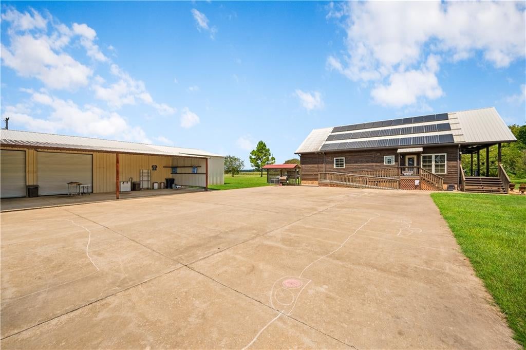 Natchez, Louisiana, 71456, United States, 4 Bedrooms Bedrooms, ,3 BathroomsBathrooms,Residential,For Sale,1975499