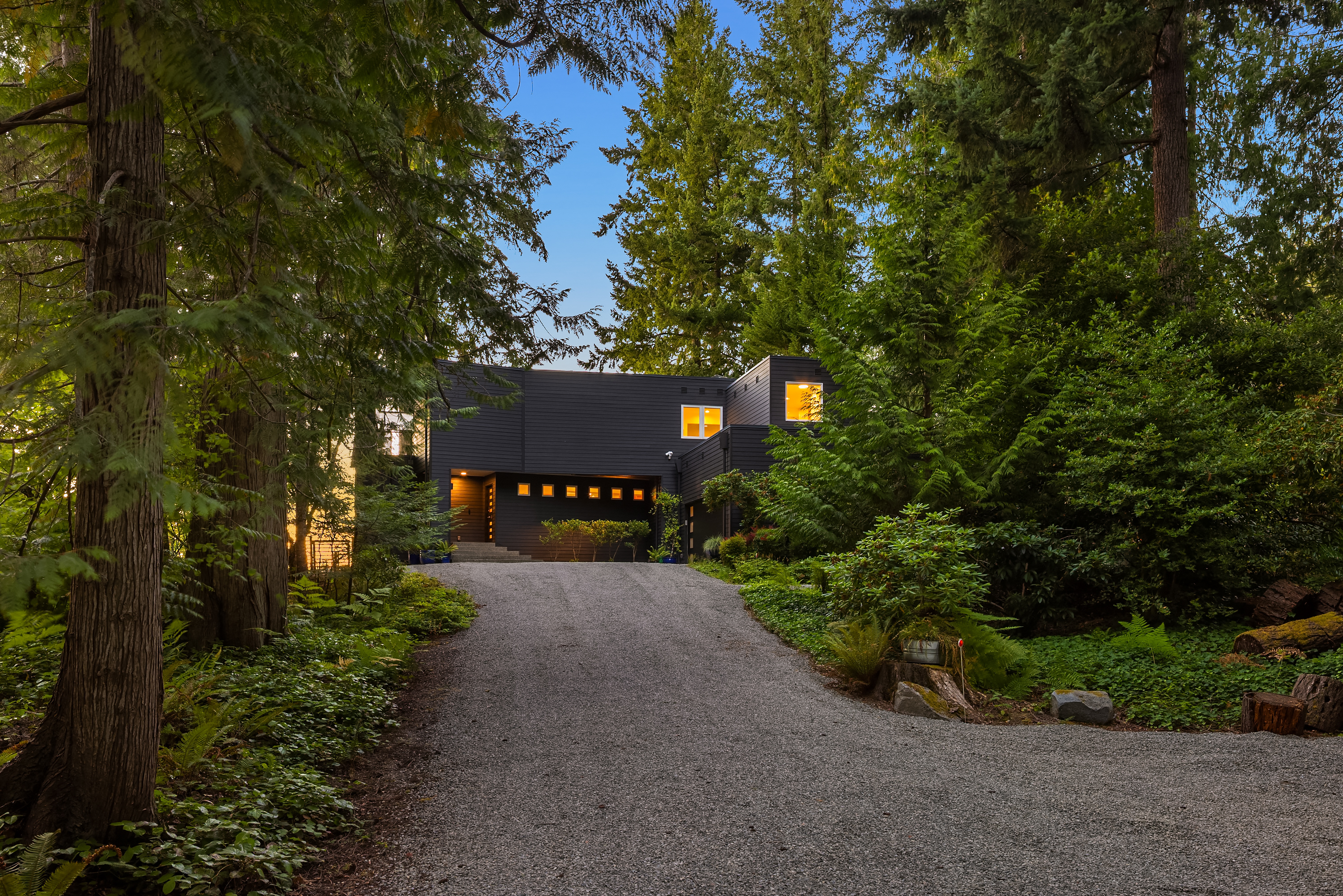 12145 Arrow Point Lp NE, Bainbridge Island, WA 98110 - 物件實景
