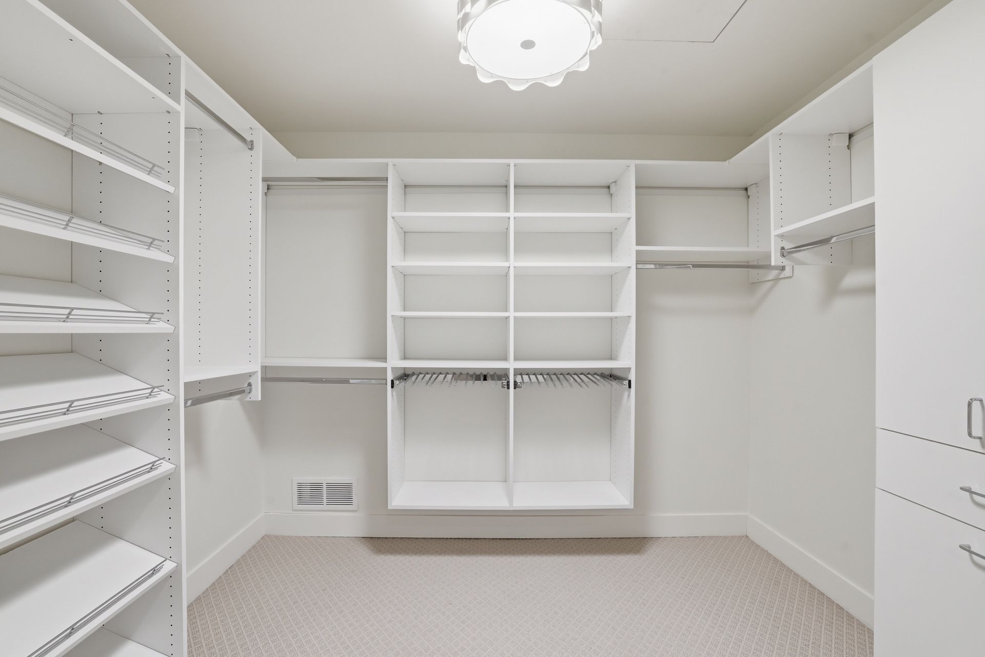  Renovated Townhome with Panoramic Views of Cedar Lake - 物件實景