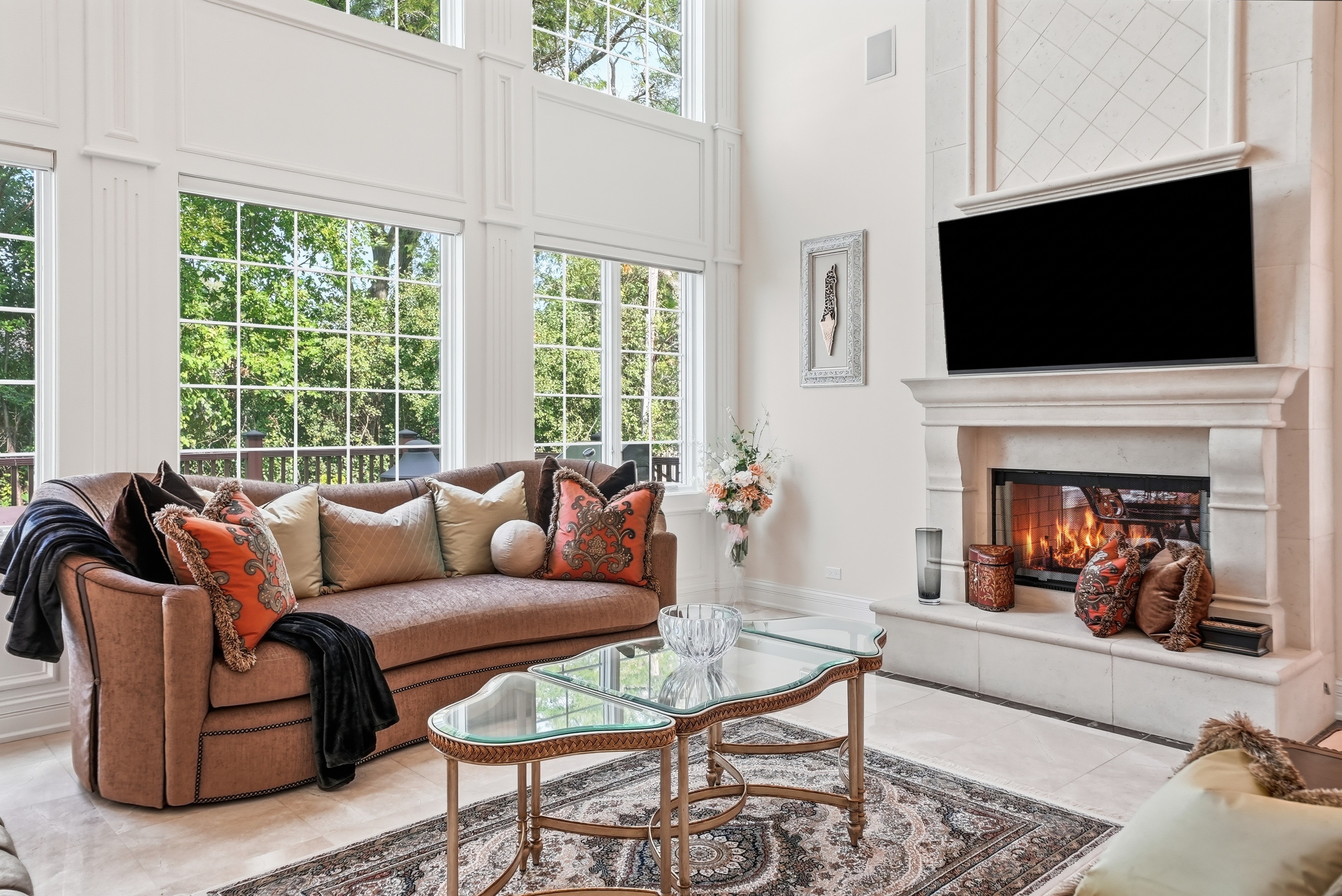  Perfectly Positioned in the Prestigious Golfview Hills Community of Hinsdale - 物件實景