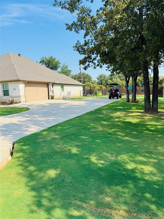 Granbury, Texas, 76049, United States, 4 Bedrooms Bedrooms, ,2 BathroomsBathrooms,Residential,For Sale,1983428
