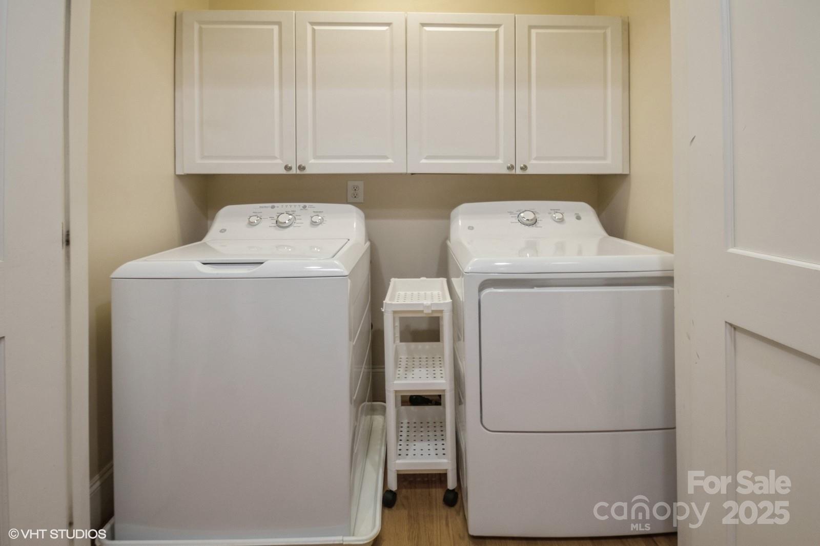 Charlotte, North Carolina, 28205, United States, 3 Bedrooms Bedrooms, ,2 BathroomsBathrooms,Residential,For Sale,1707843