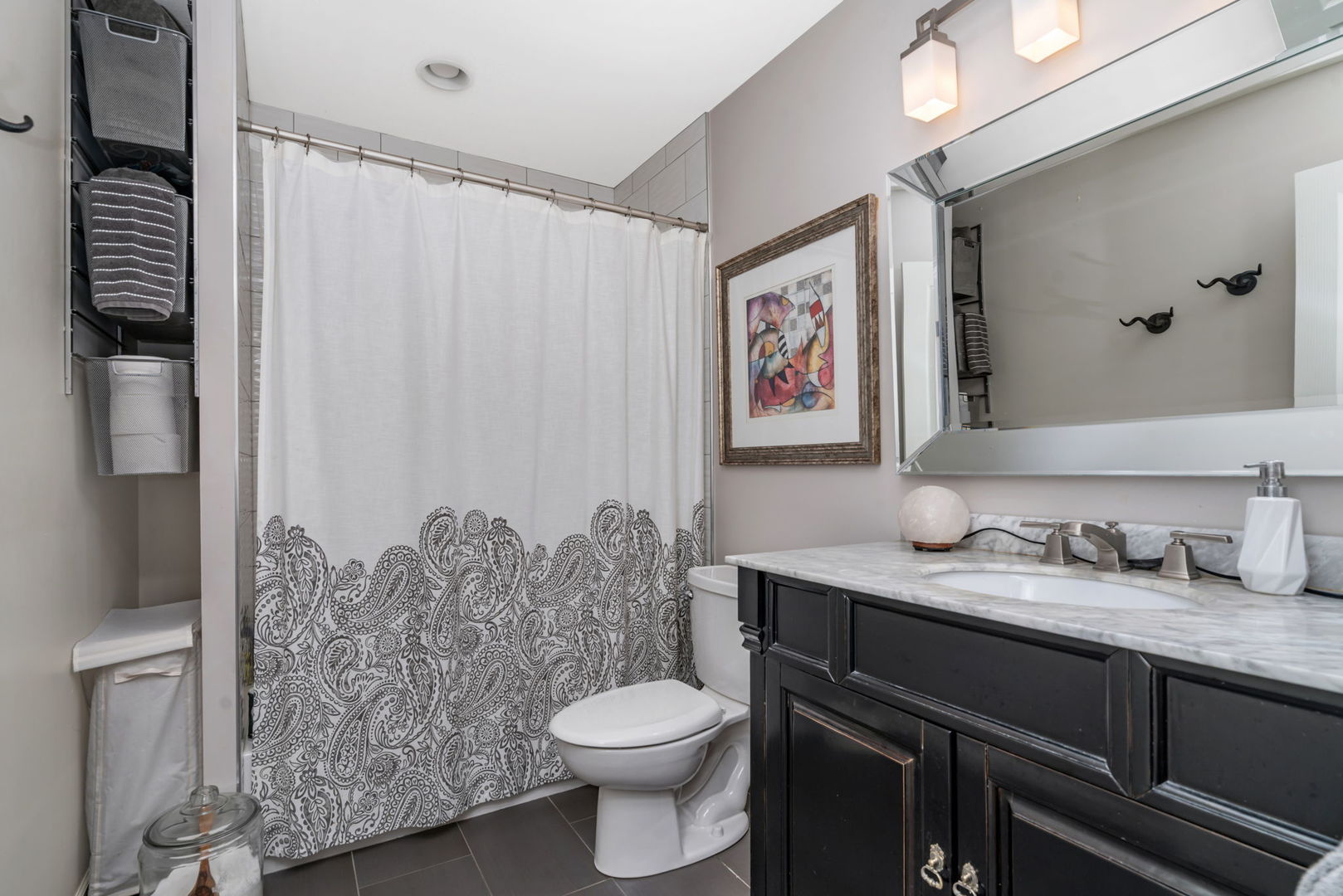 Joliet, Illinois, 60431, United States, 3 Bedrooms Bedrooms, ,3 BathroomsBathrooms,Residential,For Sale,1989625