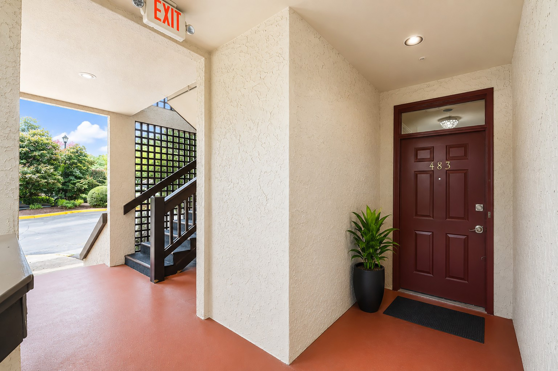 Beautifully Renovated Condo in an Unbeatable North Decatur Location - 物件實景