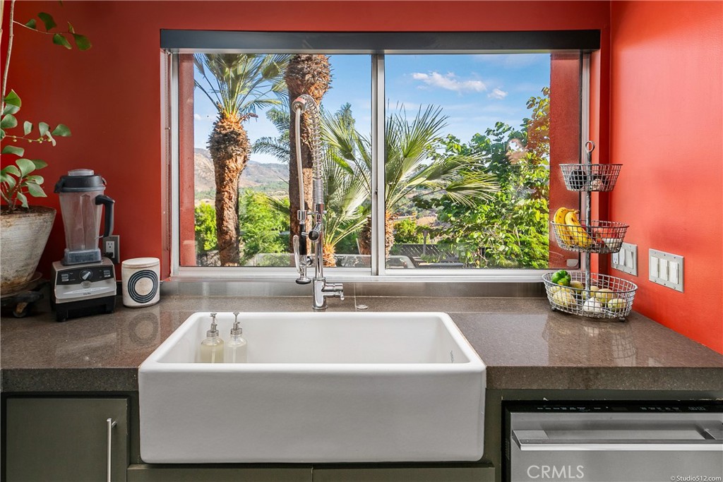 Escondido, California, 92025, United States, 4 Bedrooms Bedrooms, ,3 BathroomsBathrooms,Residential,For Sale,1994809