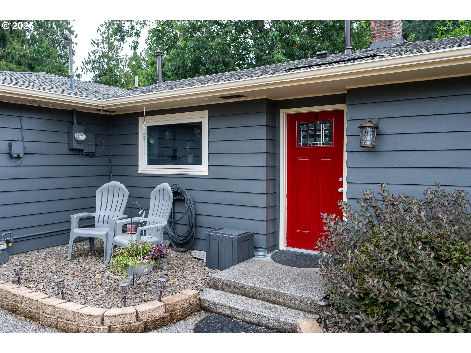 Milwaukie, Oregon, 97267, United States, 3 Bedrooms Bedrooms, ,2 BathroomsBathrooms,Residential,For Sale,1911420