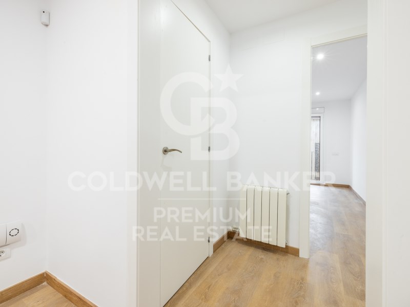 Barcelona Capital, Catalonia, ES, 4 Bedrooms Bedrooms, ,2 BathroomsBathrooms,Residential,For Sale,1752562