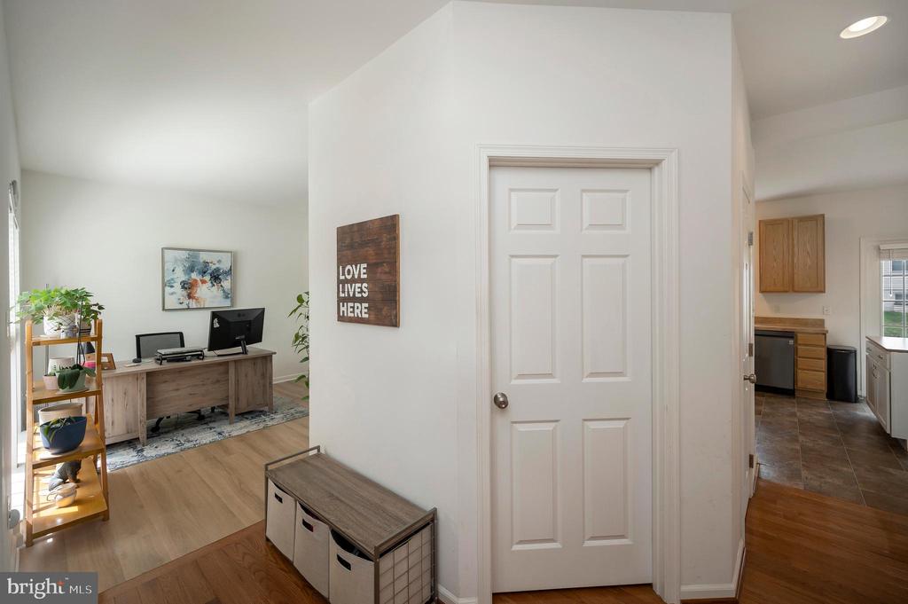 Fredericksburg, Virginia, 22407, United States, 4 Bedrooms Bedrooms, ,4 BathroomsBathrooms,Residential,For Sale,2049321