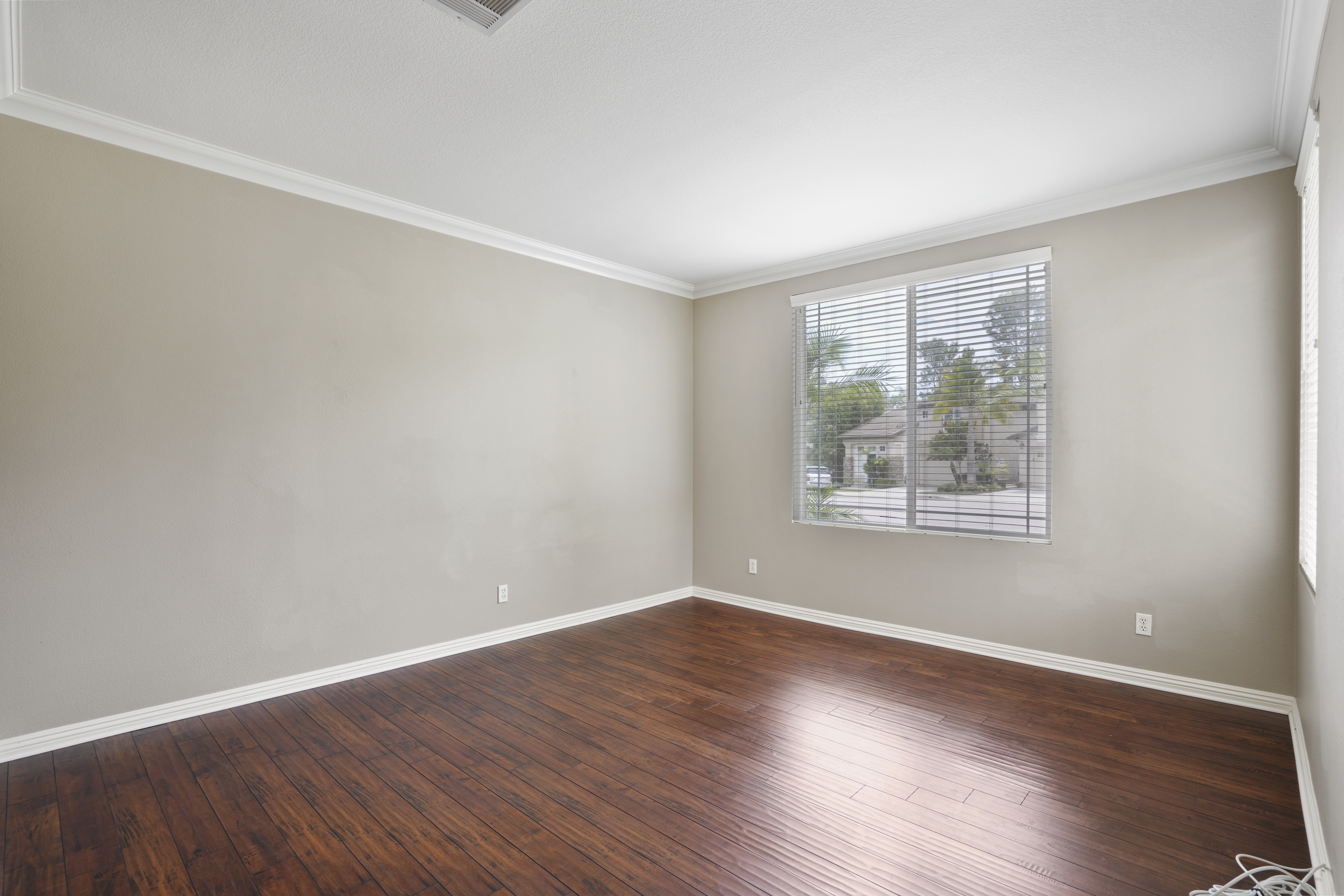  2496 Maxson Court, Signal Hill, CA 90755 - 物件實景