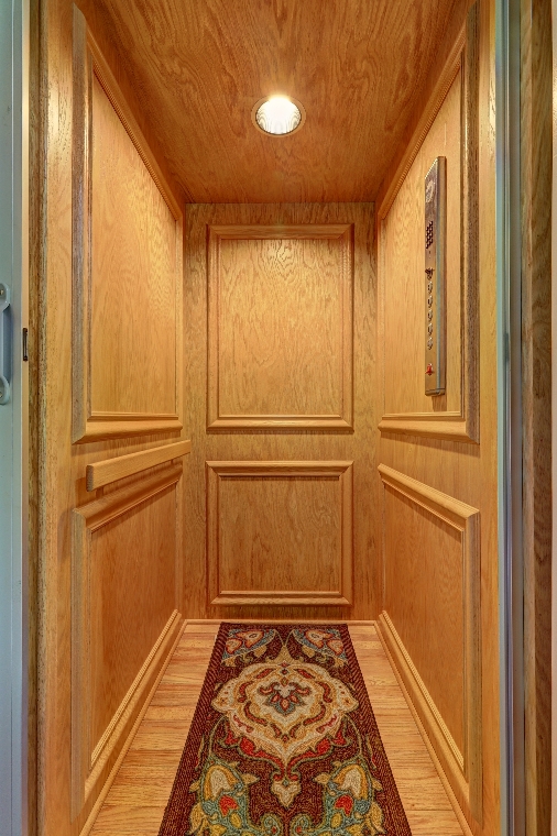 Williamsburg, Virginia, 23188, United States, 2 Bedrooms Bedrooms, ,4 BathroomsBathrooms,Residential,For Sale,1976349