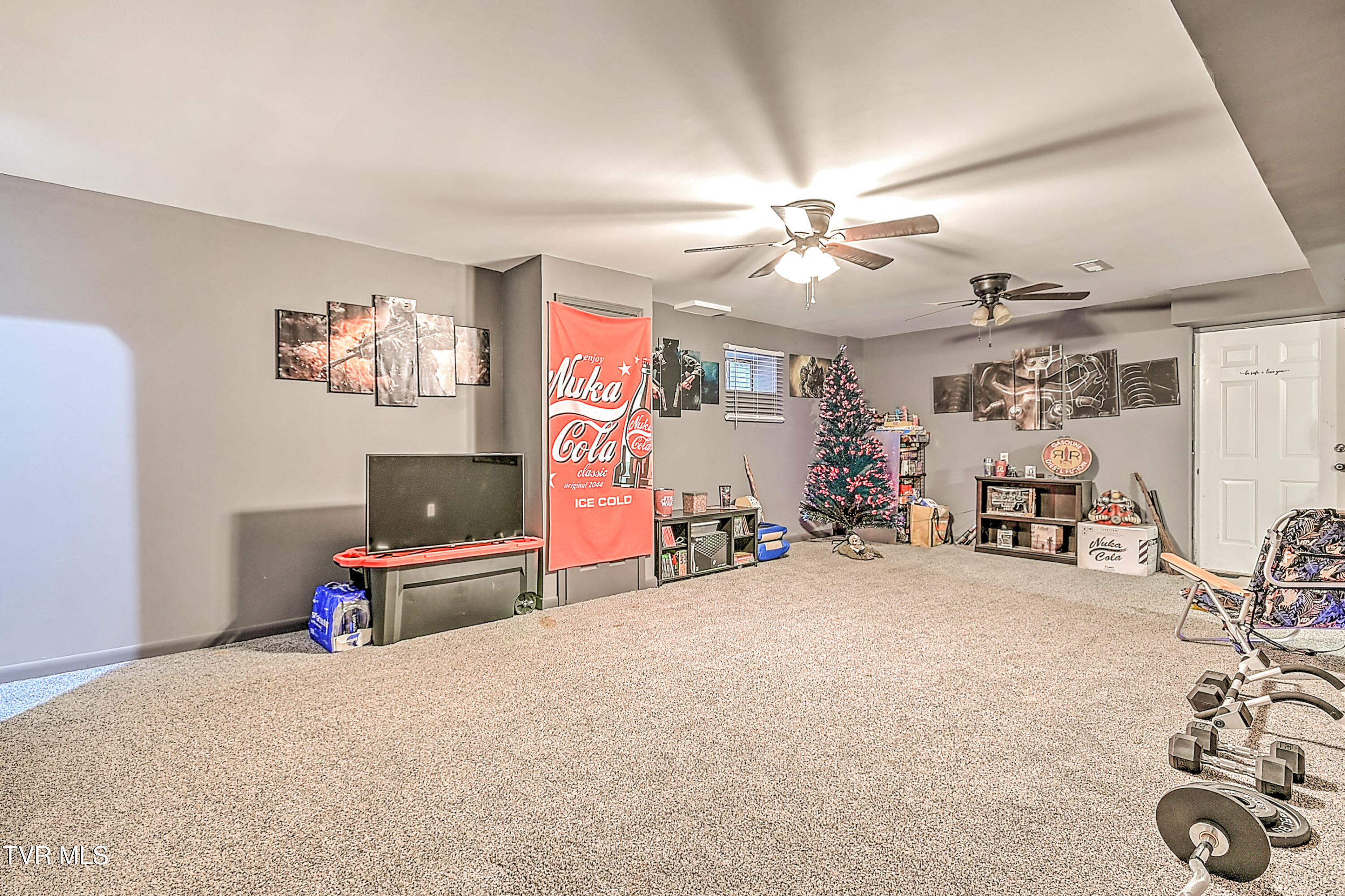 Chuckey, Tennessee, 37641, United States, 3 Bedrooms Bedrooms, ,2 BathroomsBathrooms,Residential,For Sale,1872161