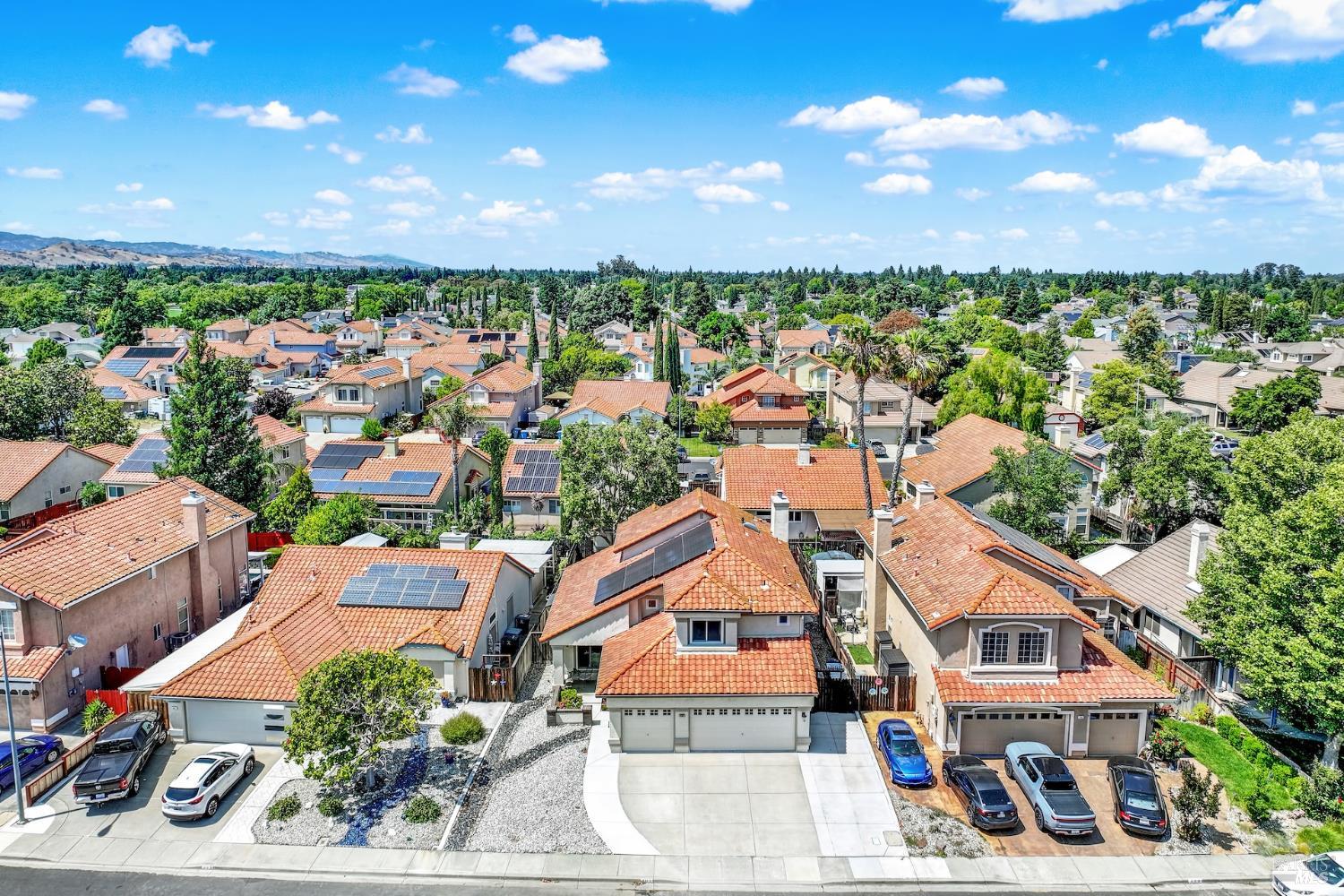 Vacaville, California, 95687, United States, 4 Bedrooms Bedrooms, ,3 BathroomsBathrooms,Residential,For Sale,1856071