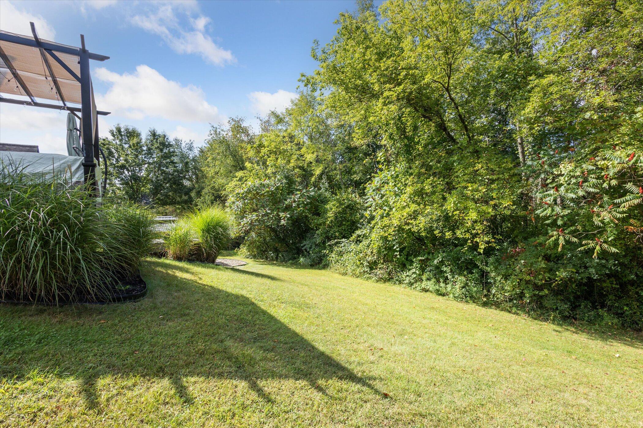 Horton, Michigan, 49246, United States, 5 Bedrooms Bedrooms, ,4 BathroomsBathrooms,Residential,For Sale,1940330