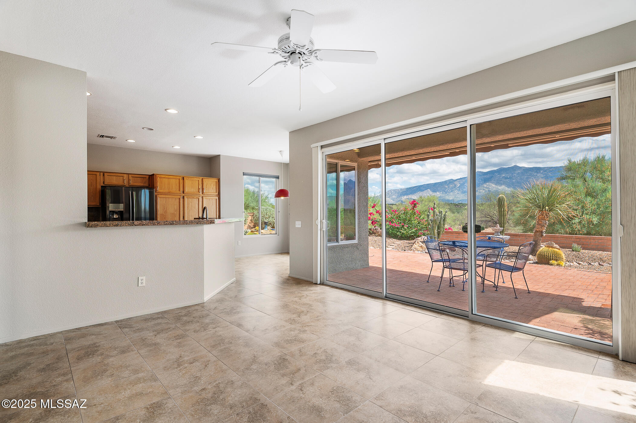 Oro Valley, Arizona, 85755, United States, 2 Bedrooms Bedrooms, ,2 BathroomsBathrooms,Residential,For Sale,1959033