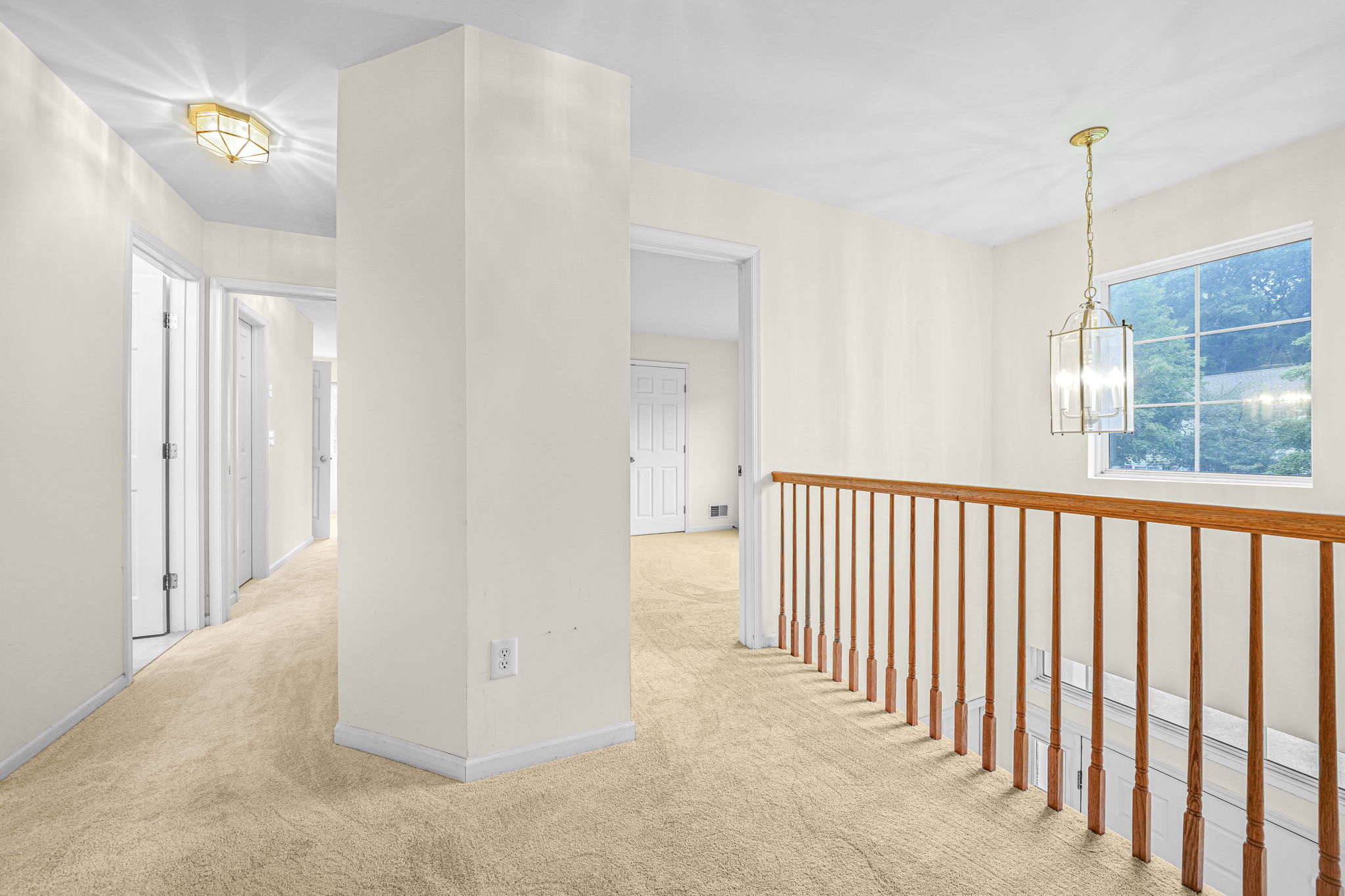 Mount Olive Township, New Jersey, 07828, United States, 4 Bedrooms Bedrooms, ,3 BathroomsBathrooms,Residential,For Sale,1976340