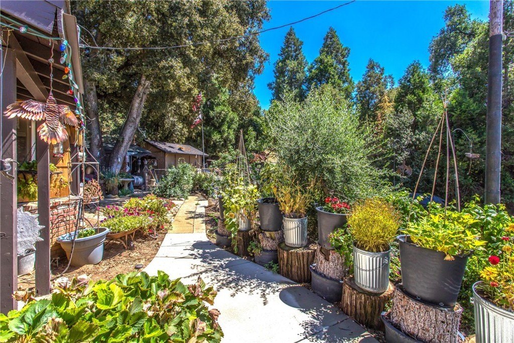 Oak Glen, California, 92399, United States, 2 Bedrooms Bedrooms, ,2 BathroomsBathrooms,Residential,For Sale,1973930
