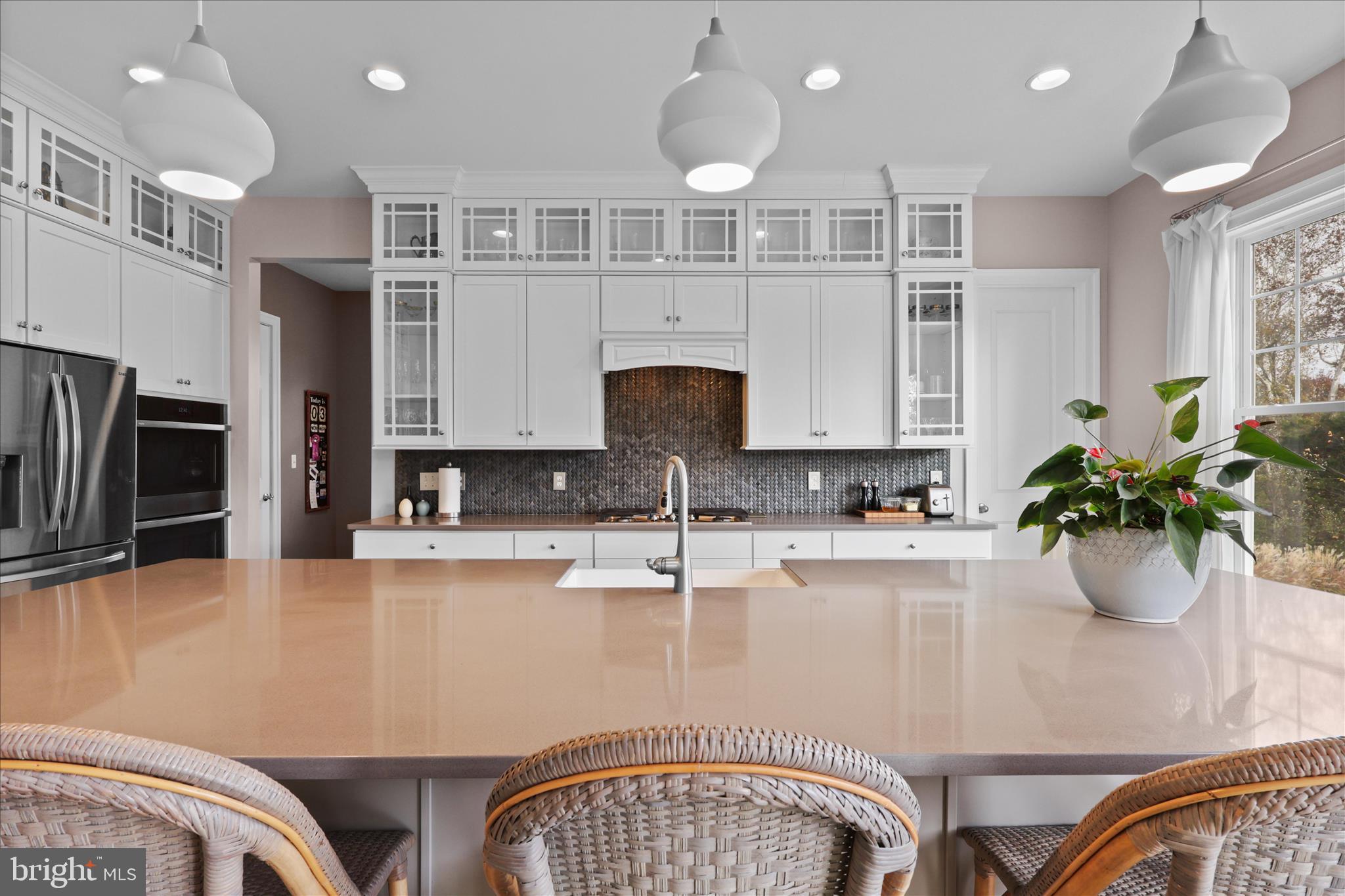 Aldie, Virginia, 20105, United States, 5 Bedrooms Bedrooms, ,5 BathroomsBathrooms,Residential,For Sale,1987386