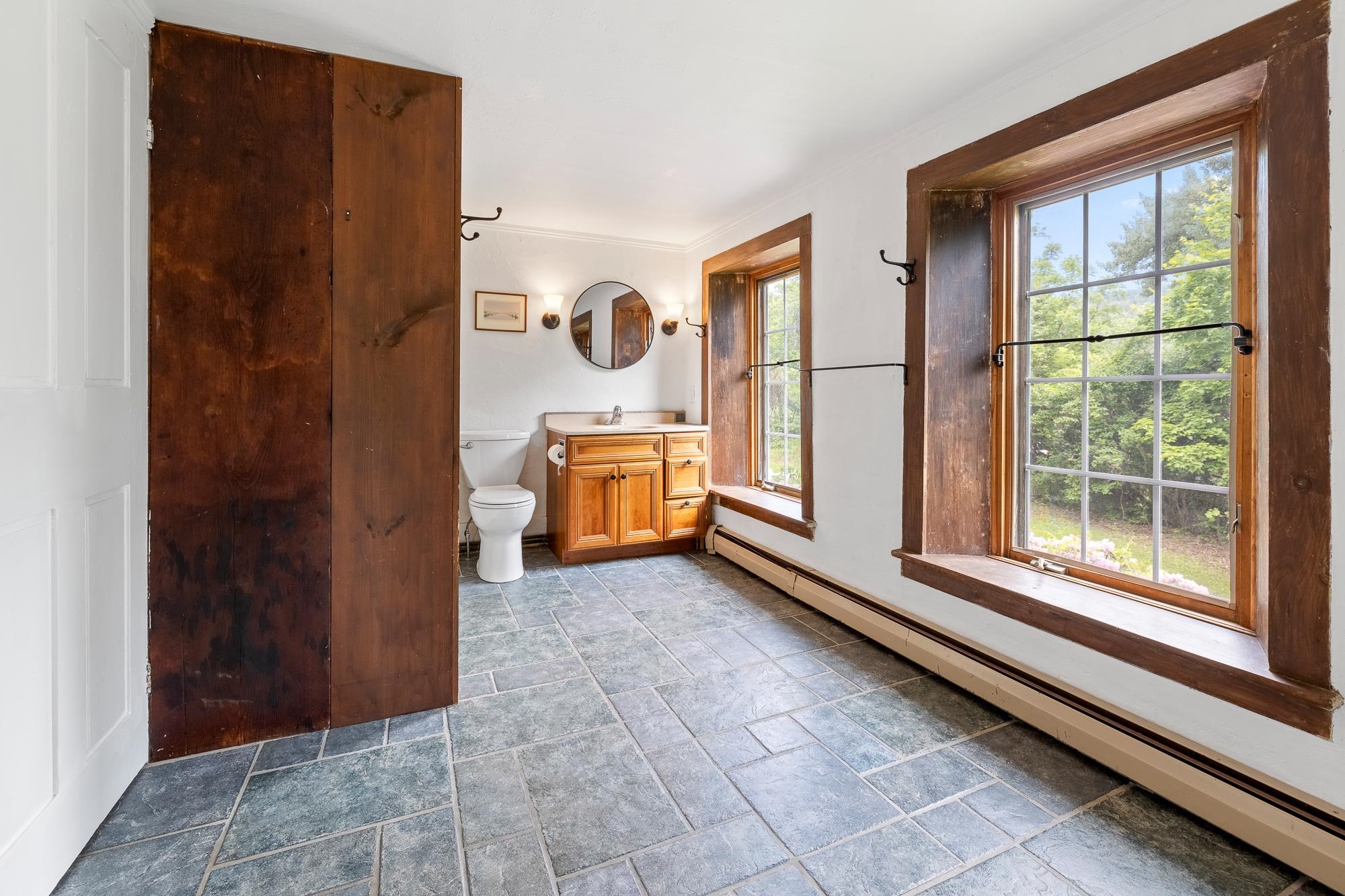 Lyme, New Hampshire, 03768, United States, 3 Bedrooms Bedrooms, ,2 BathroomsBathrooms,Residential,For Sale,1862364