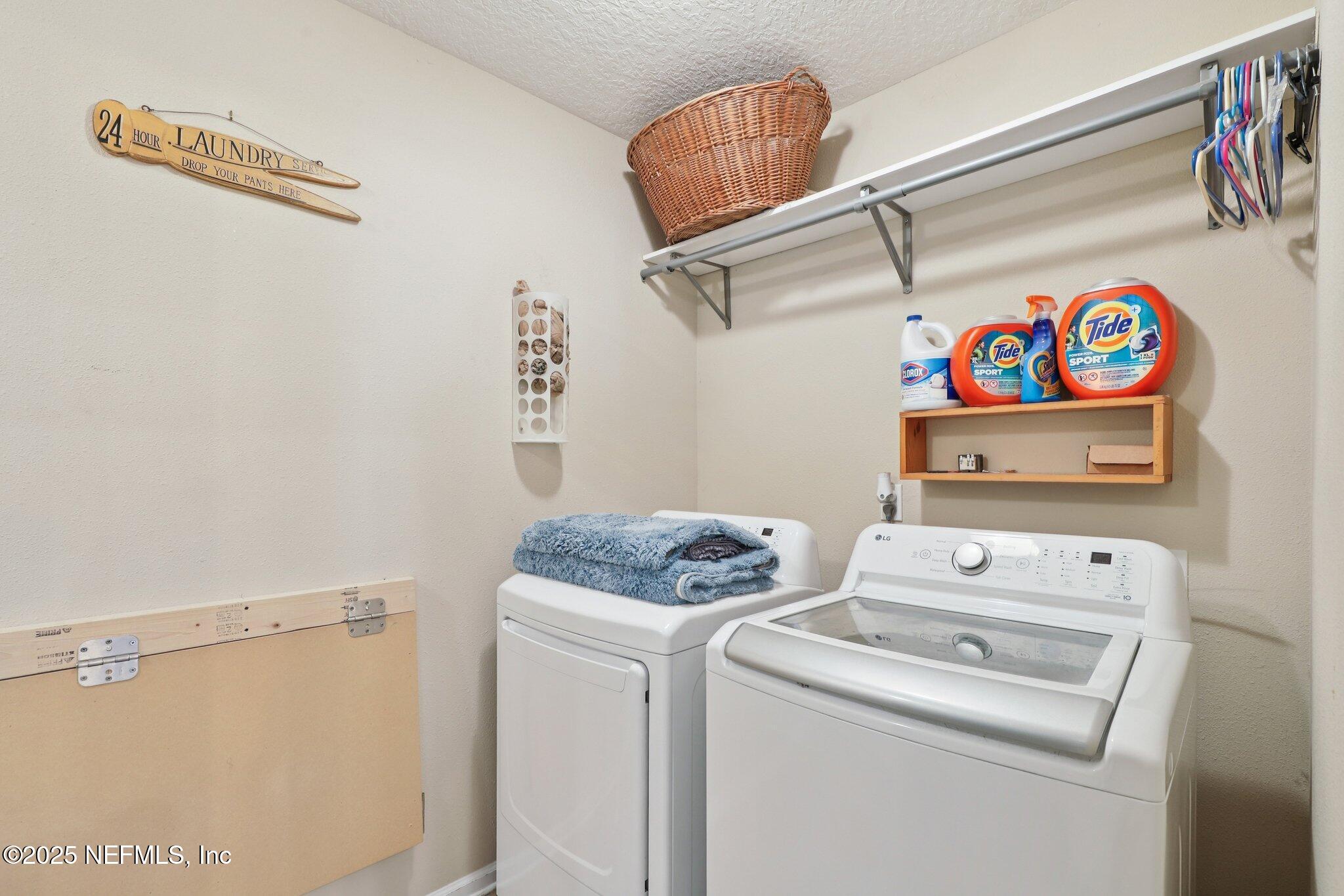 Green Cove Springs, Florida, 32043, United States, 4 Bedrooms Bedrooms, ,3 BathroomsBathrooms,Residential,For Sale,1985021