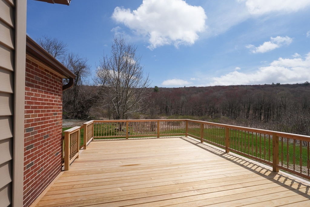 Brimfield, Massachusetts, 01010, United States, 4 Bedrooms Bedrooms, ,3 BathroomsBathrooms,Residential,For Sale,1928752