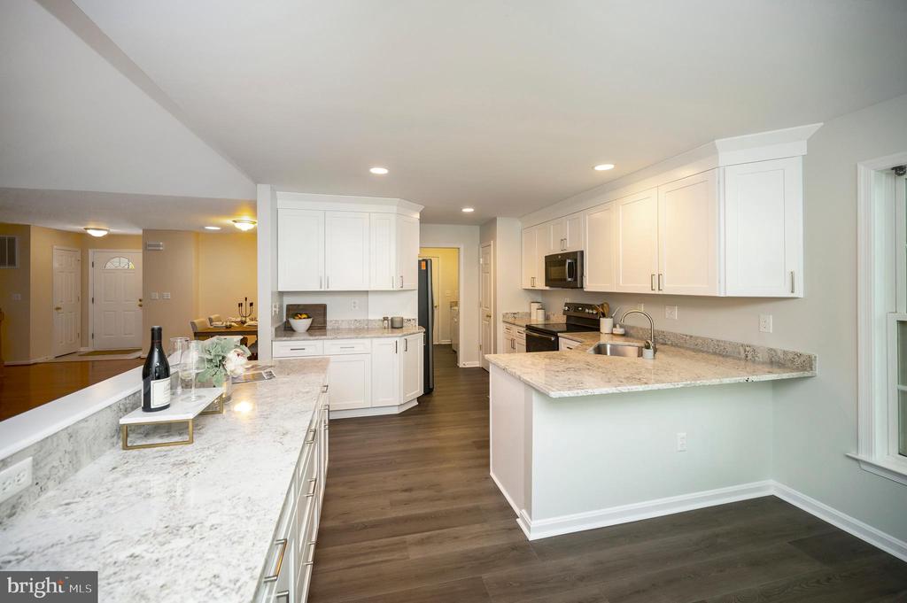 Locust Grove, Virginia, 22508, United States, 4 Bedrooms Bedrooms, ,3 BathroomsBathrooms,Residential,For Sale,1976056