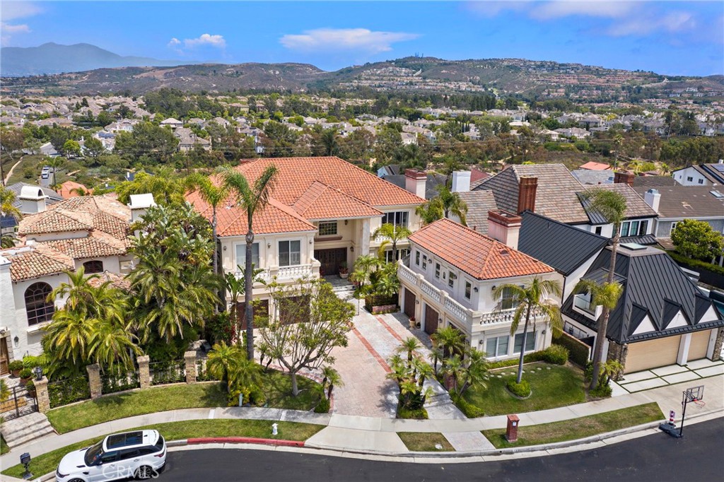 Corona del Mar, California, 92625, United States, 7 Bedrooms Bedrooms, ,8 BathroomsBathrooms,Residential,For Sale,1898371