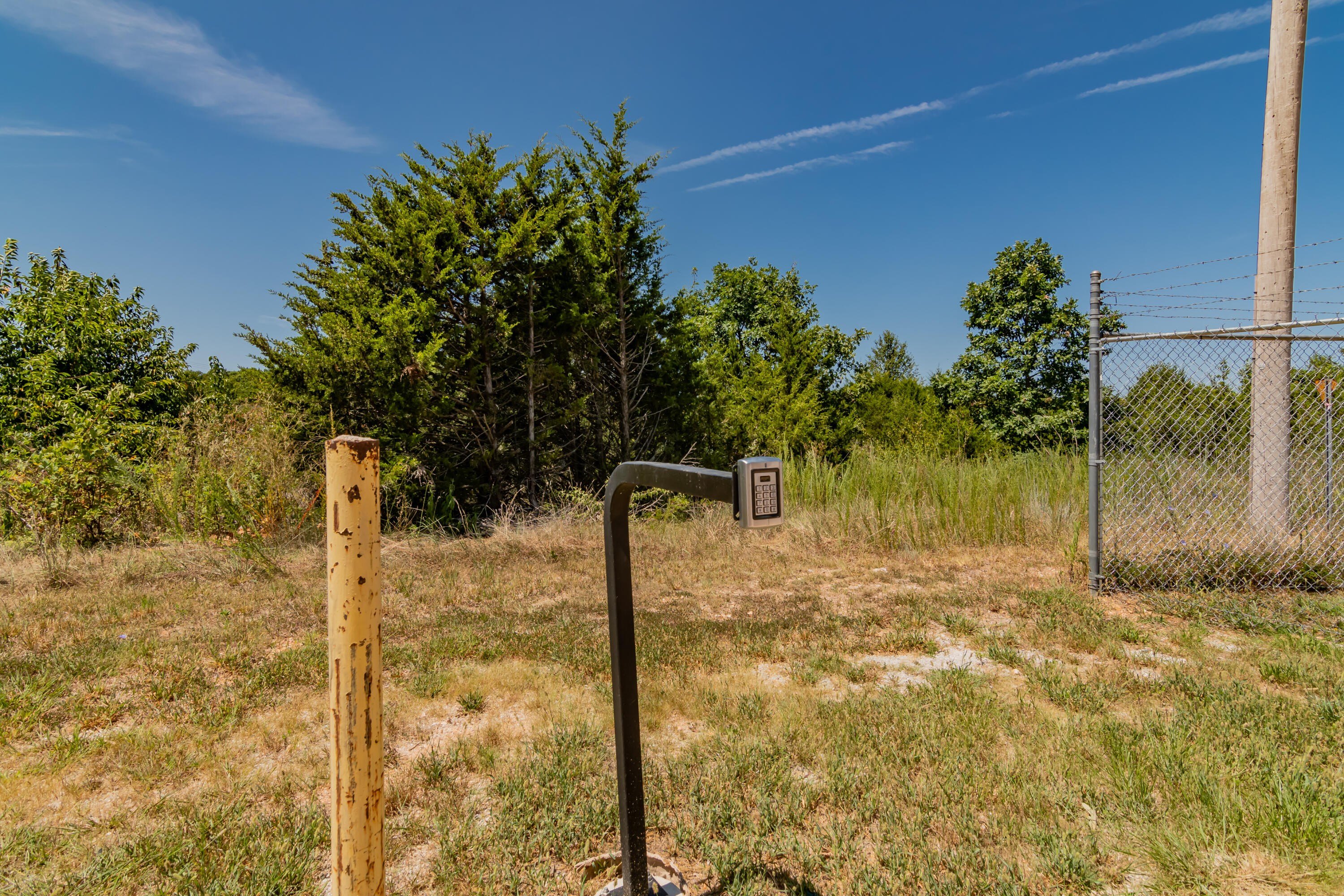 Reeds Spring, Missouri, 65737, United States, ,Residential,For Sale,2005505