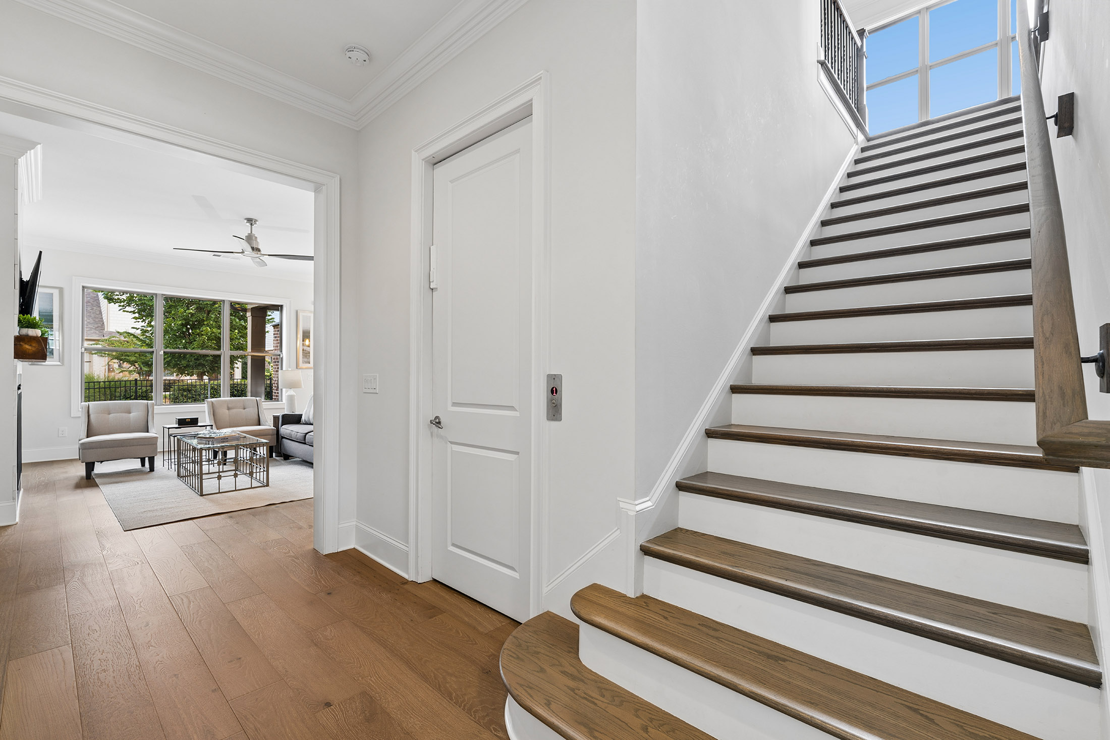  Upgraded Townhome Offers Low Maintenance Living - 物件實景