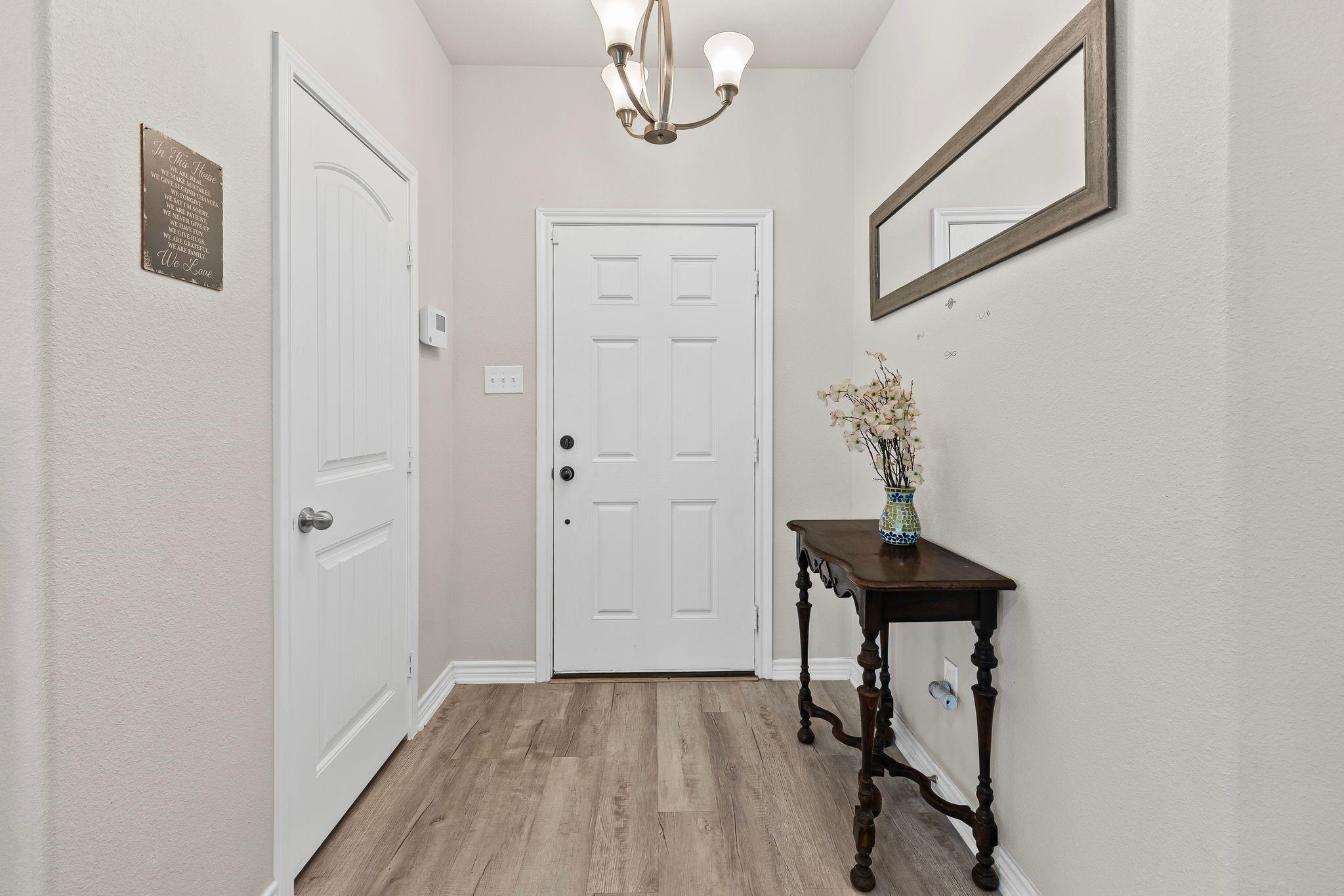 Royse City, Texas, 75135, United States, 3 Bedrooms Bedrooms, ,2 BathroomsBathrooms,Residential,For Sale,1975970