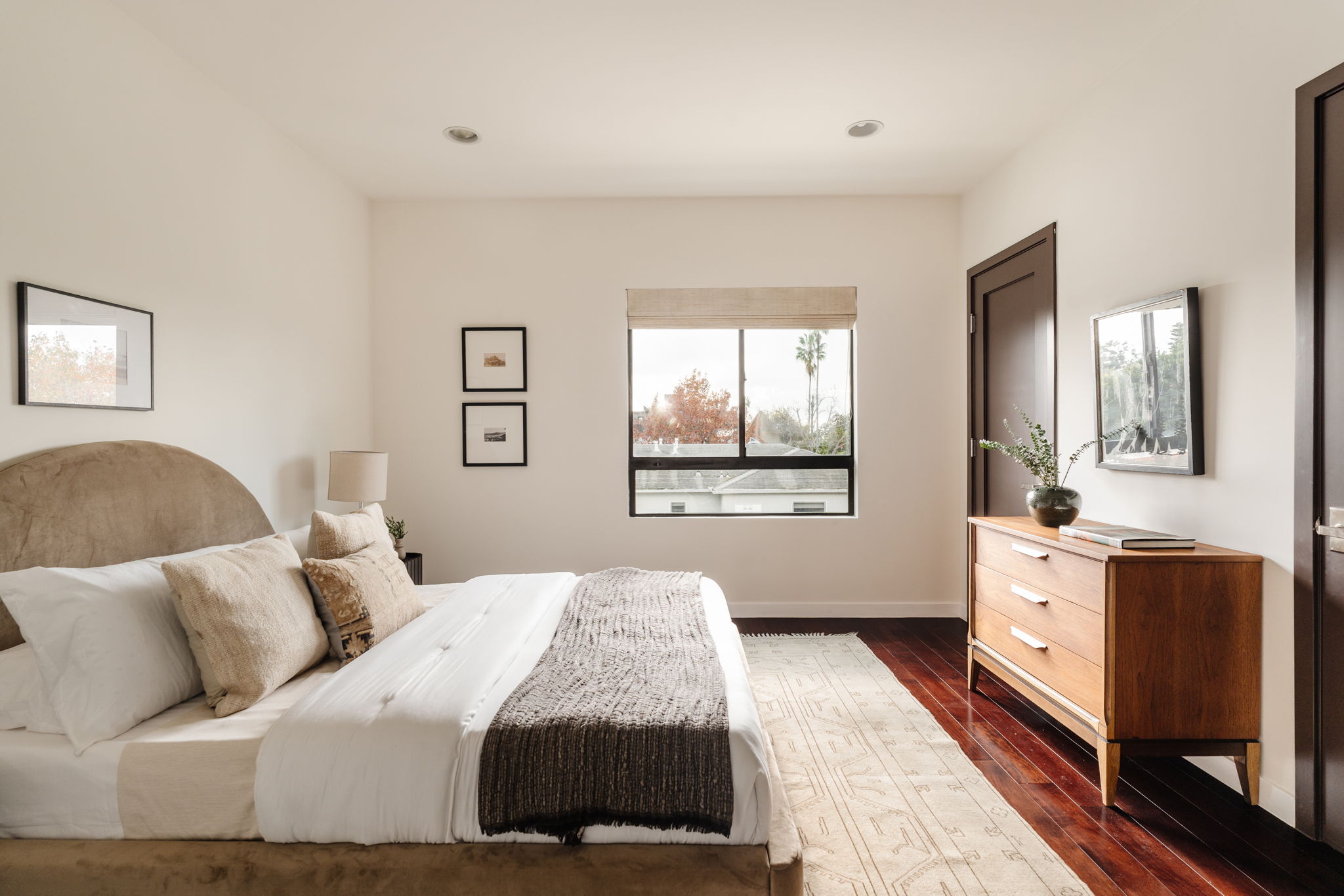  812 N Croft Ave - 物件實景