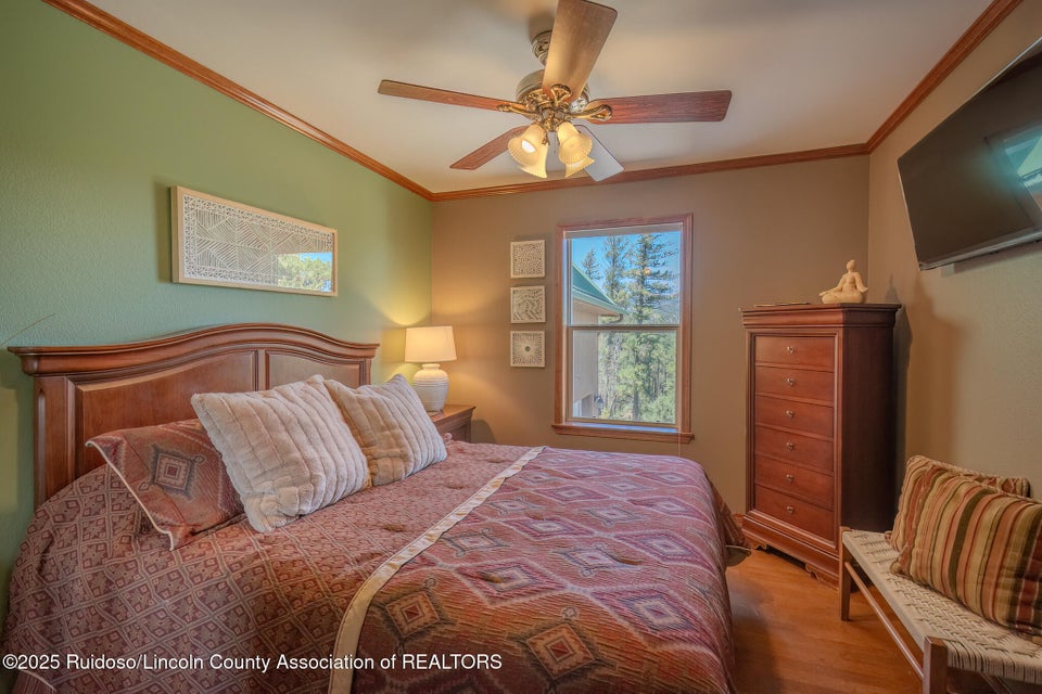 Ruidoso, New Mexico, 88345, United States, 4 Bedrooms Bedrooms, ,3 BathroomsBathrooms,Residential,For Sale,1909726