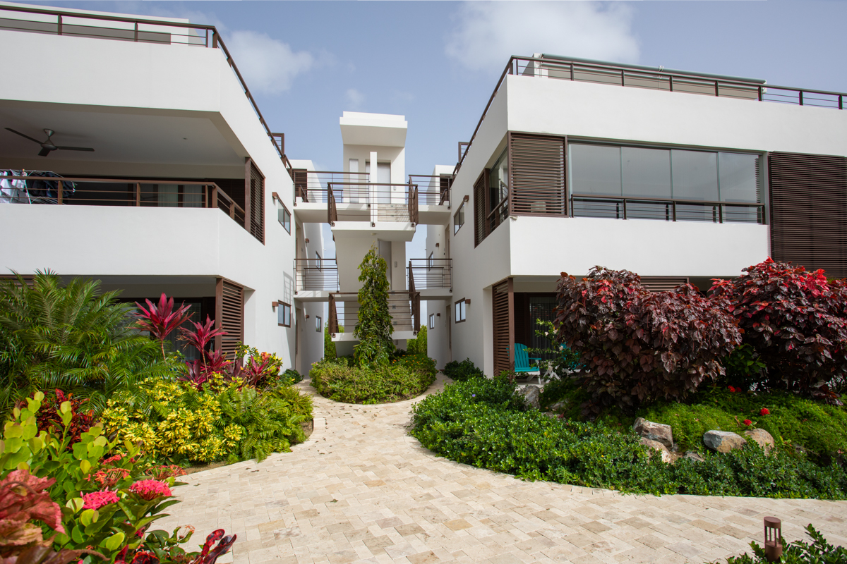 Jan Sofat, CW, 2 Bedrooms Bedrooms, ,2 BathroomsBathrooms,Residential,For Sale,1752587