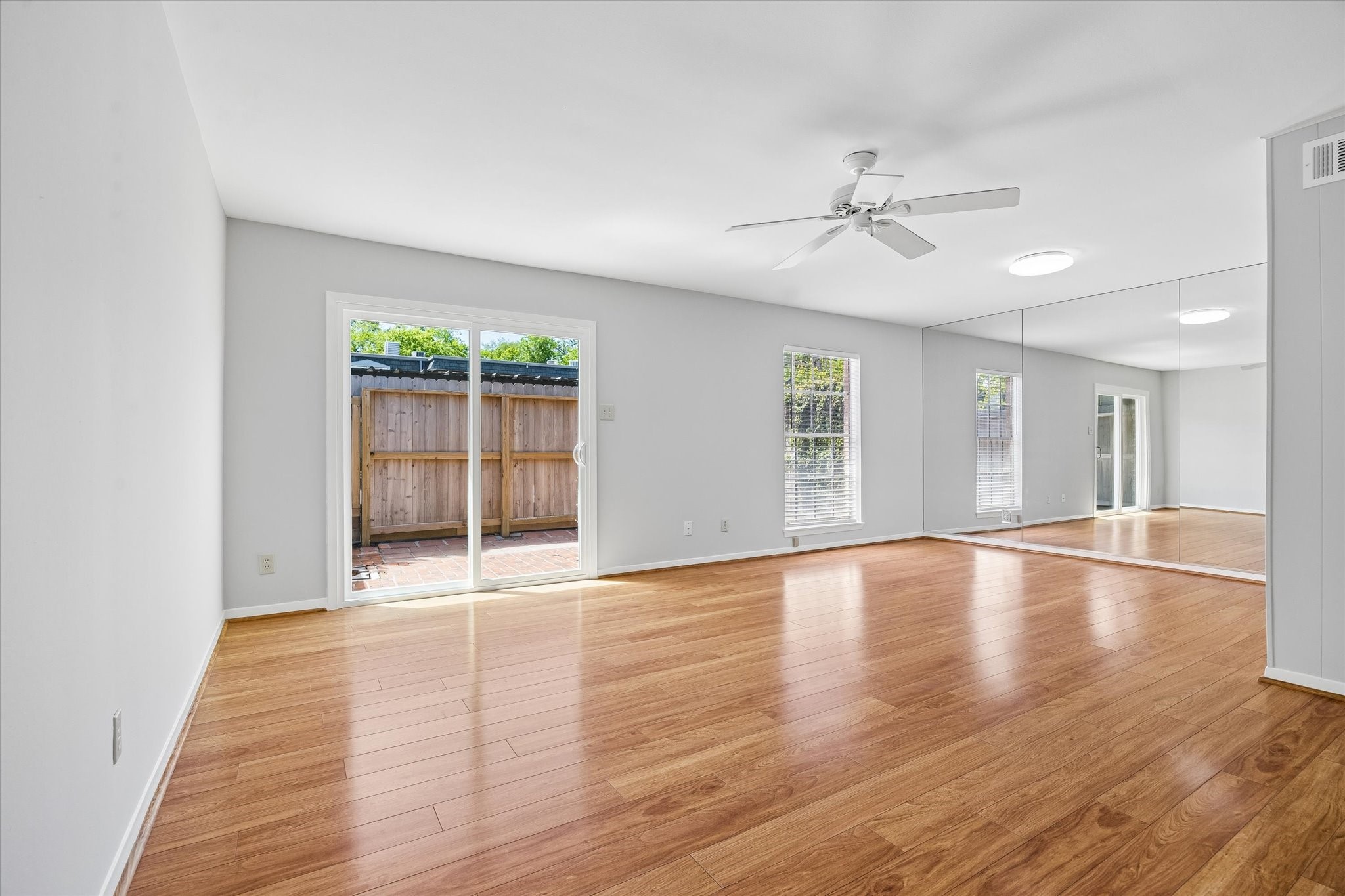  9025 Gaylord Drive #109 - 物件實景