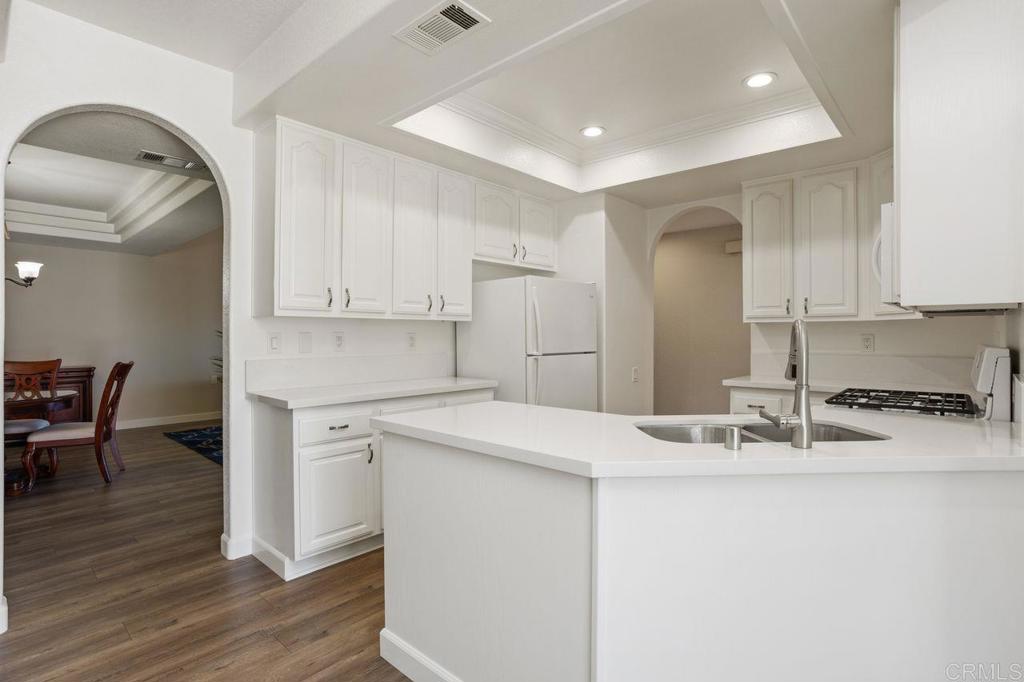 Oceanside, California, 92056, United States, 2 Bedrooms Bedrooms, ,2 BathroomsBathrooms,Residential,For Sale,1942226