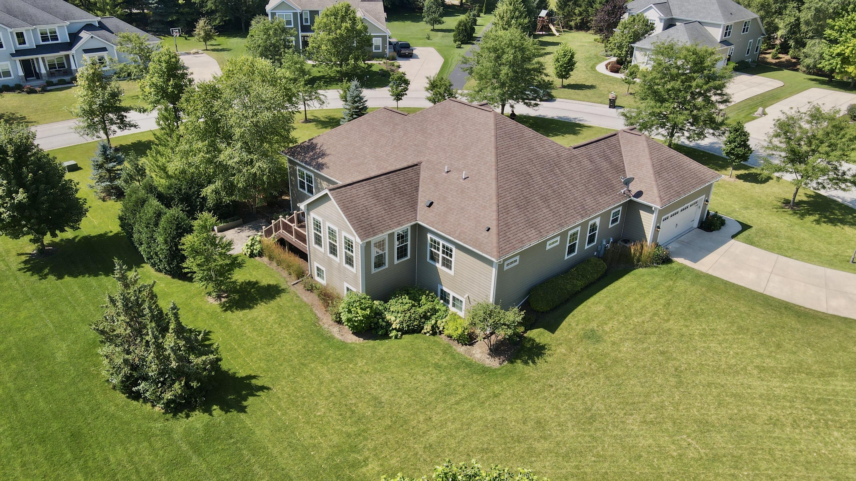 Mequon, Wisconsin, 53092, United States, 4 Bedrooms Bedrooms, ,4 BathroomsBathrooms,Residential,For Sale,1920034