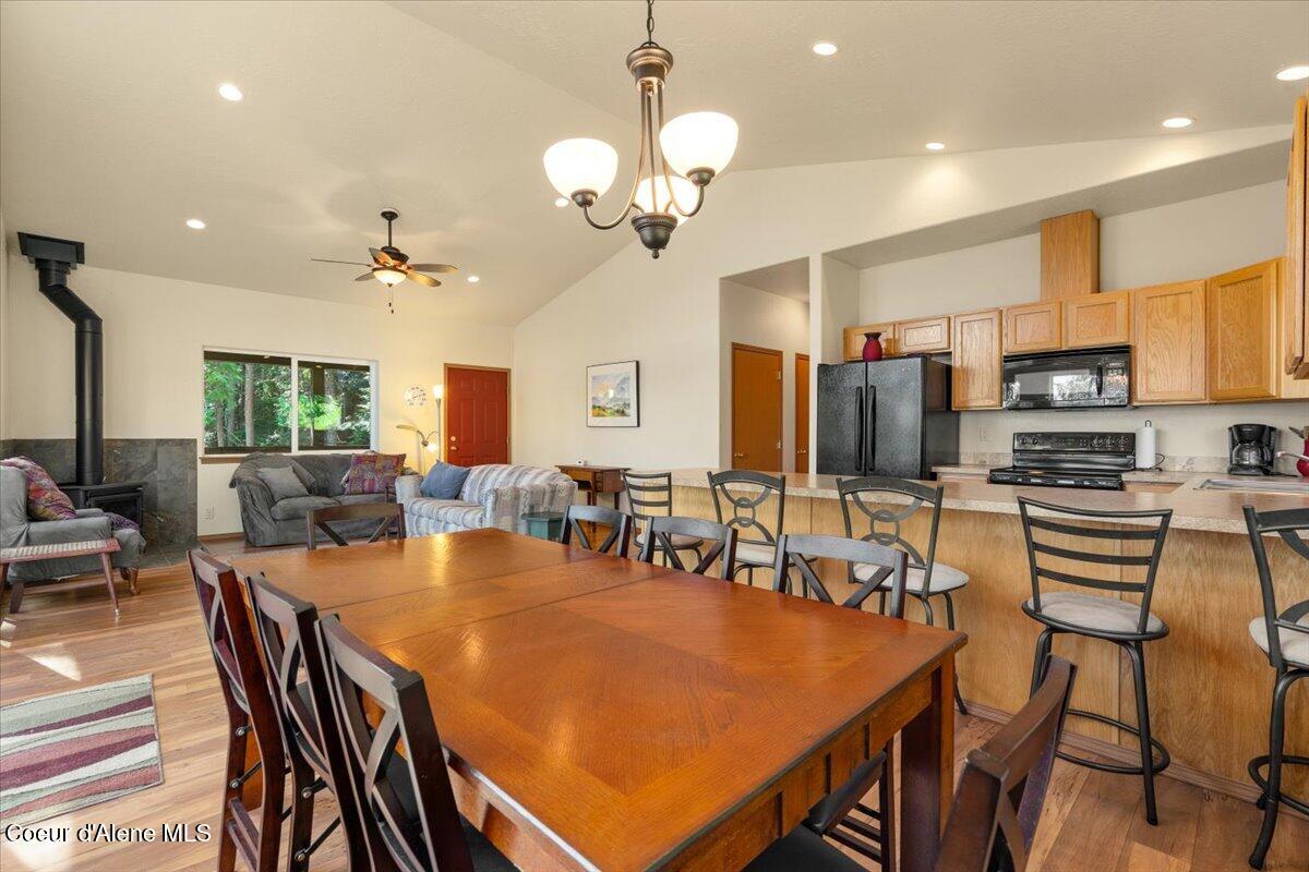 Spirit Lake, Idaho, 83869, United States, 3 Bedrooms Bedrooms, ,2 BathroomsBathrooms,Residential,For Sale,1872232