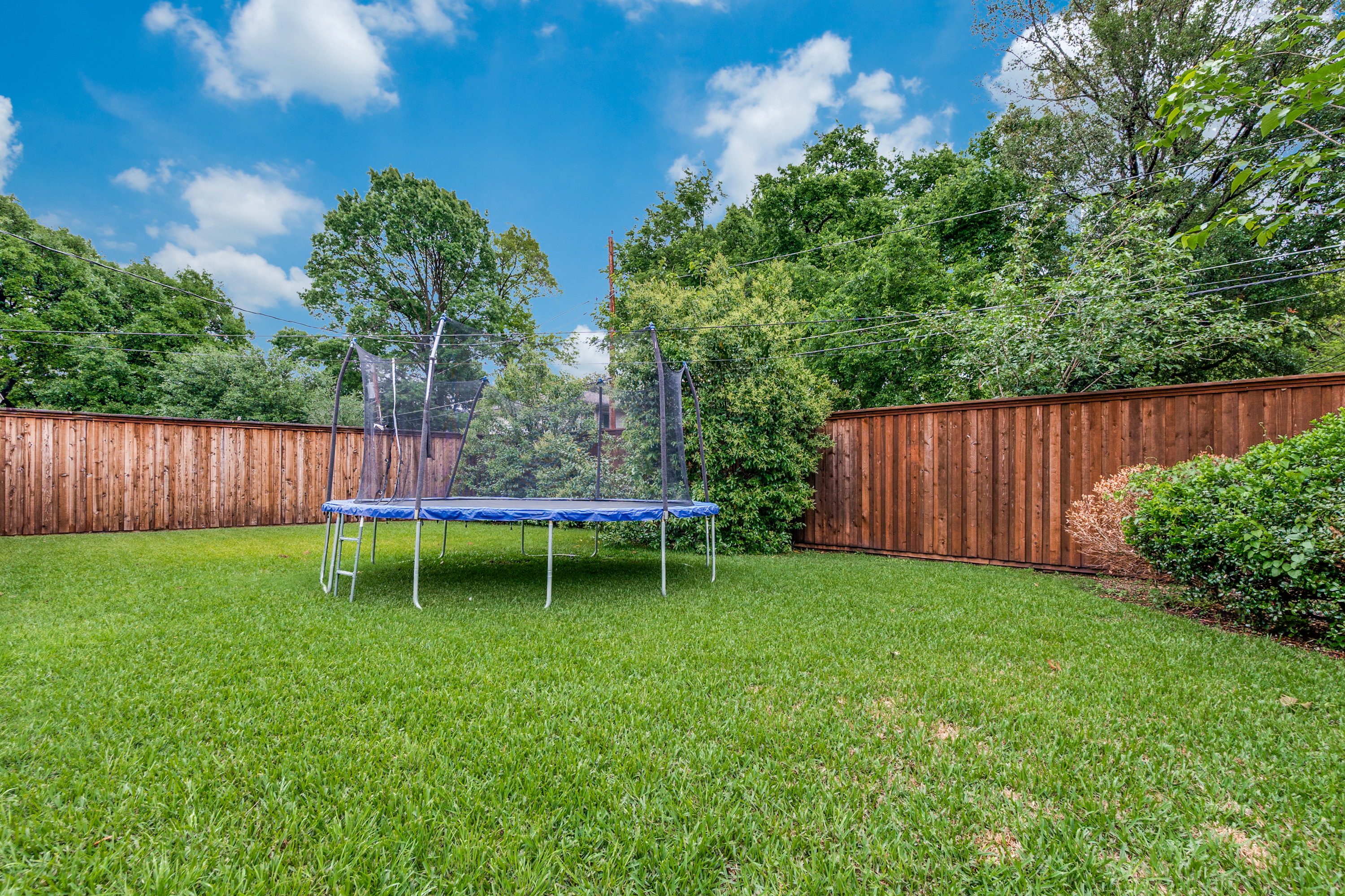  Beautifully Updated One-Story on Oversized Lot in Merriman Manor - 物件實景